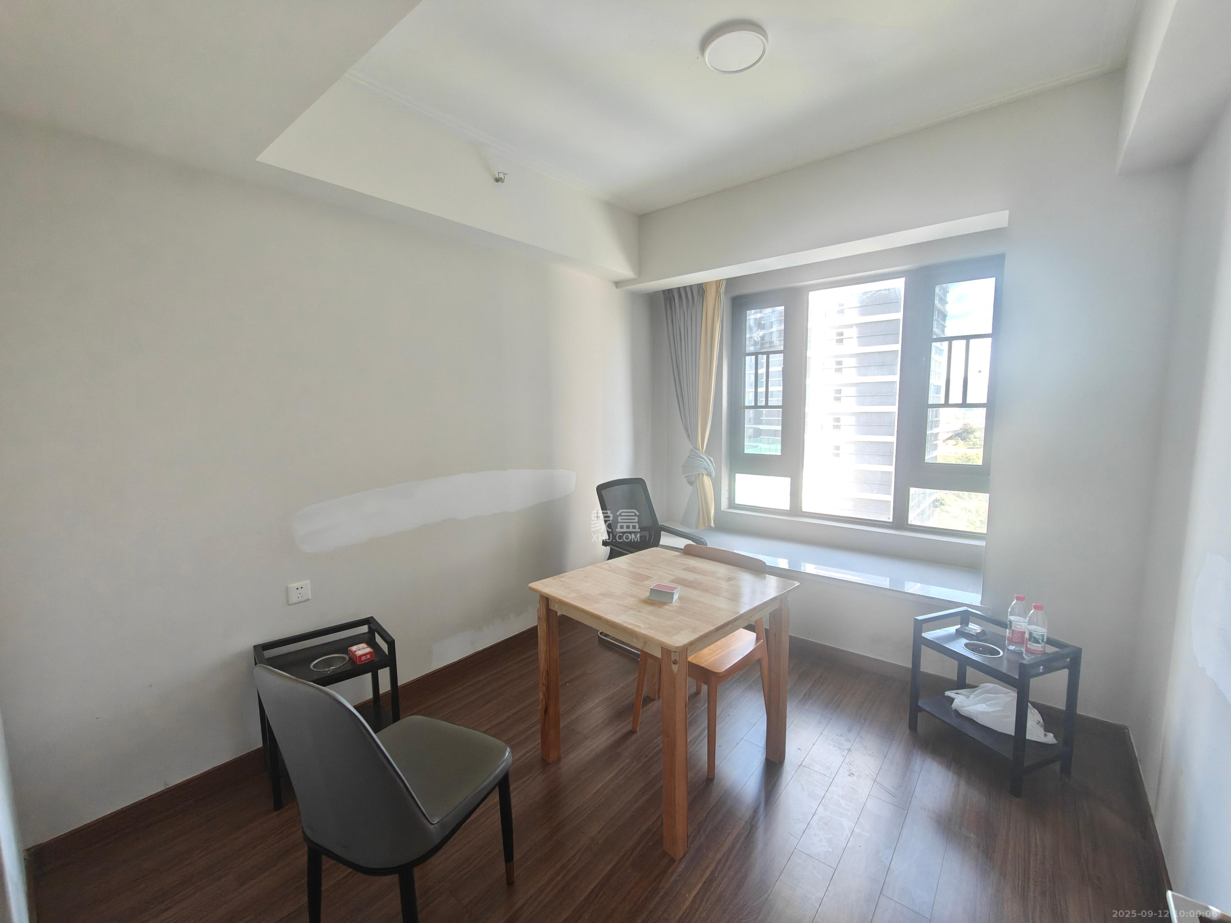 保利中环广场（保利中悦苑）  4室2厅2卫    4500.0元/月室内图