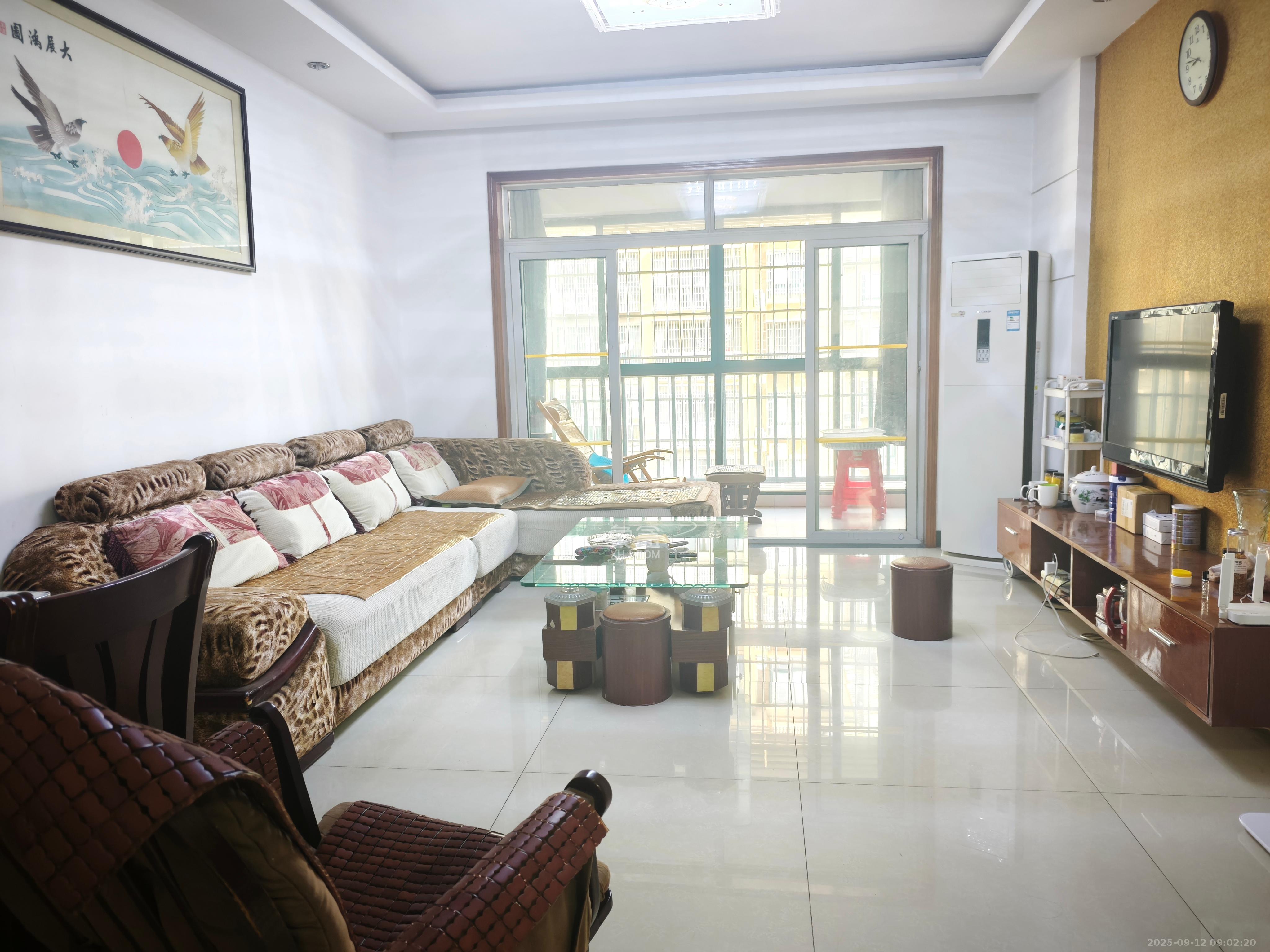 博雅湘水湾  2室2厅1卫    1700.0元/月 博雅湘水湾  2室2厅1卫    1700.0元/月室内图