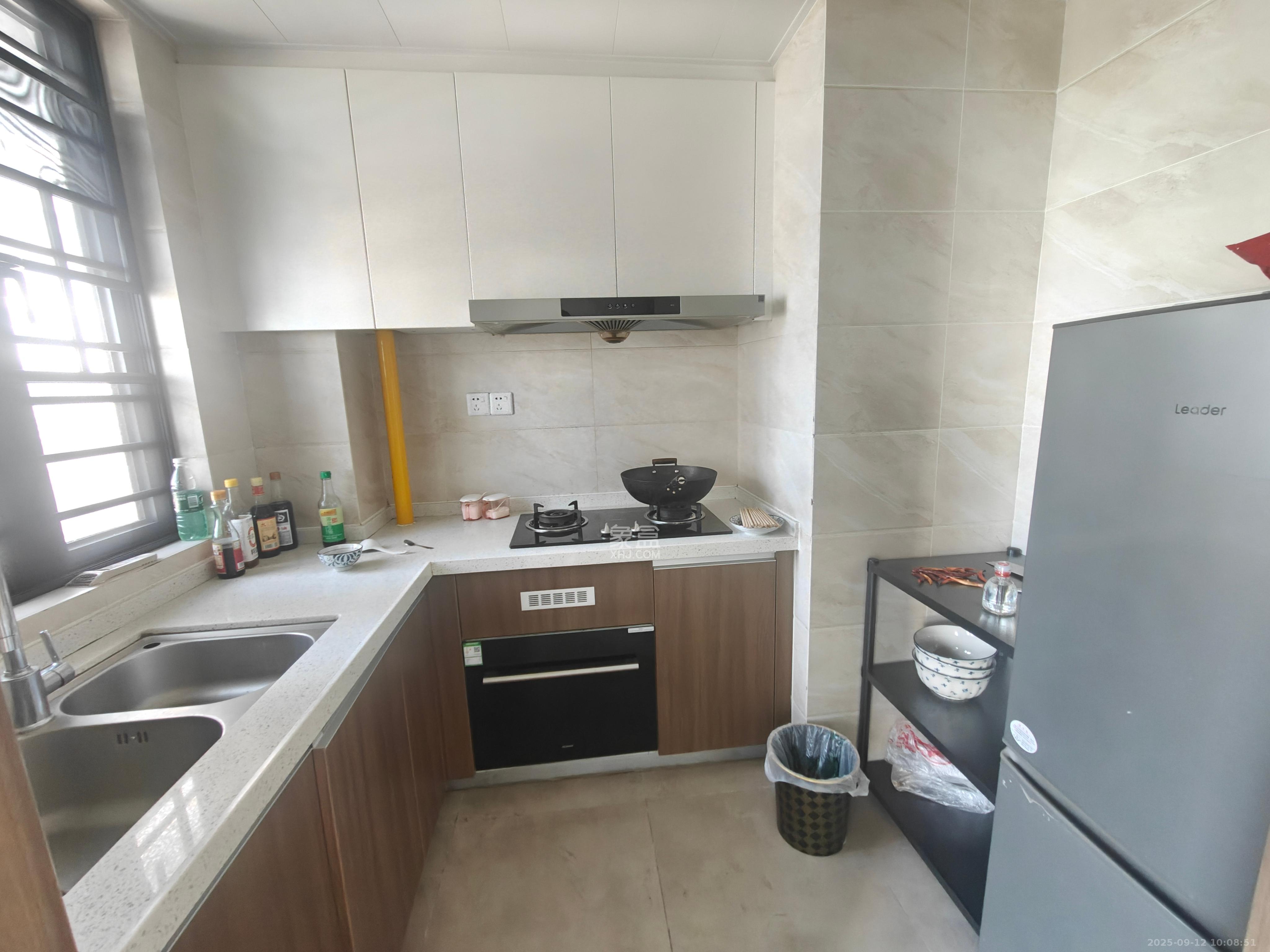 保利中环广场（保利中悦苑）  4室2厅2卫    4500.0元/月室内图