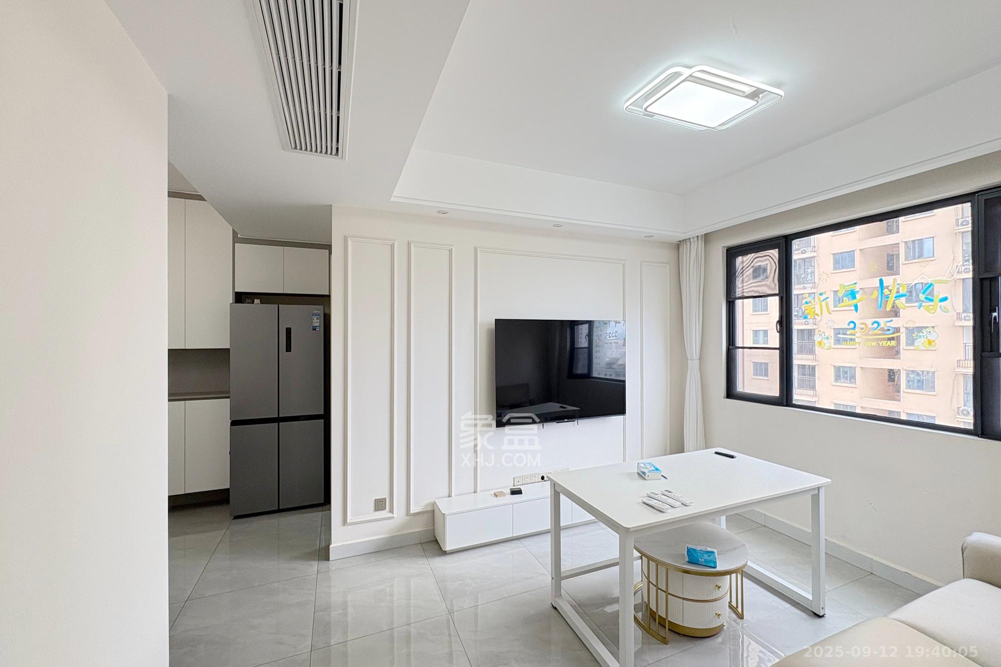 韭菜园嘉苑  3室1厅2卫    155.0万 韭菜园嘉苑  3室1厅2卫    155.0万客厅