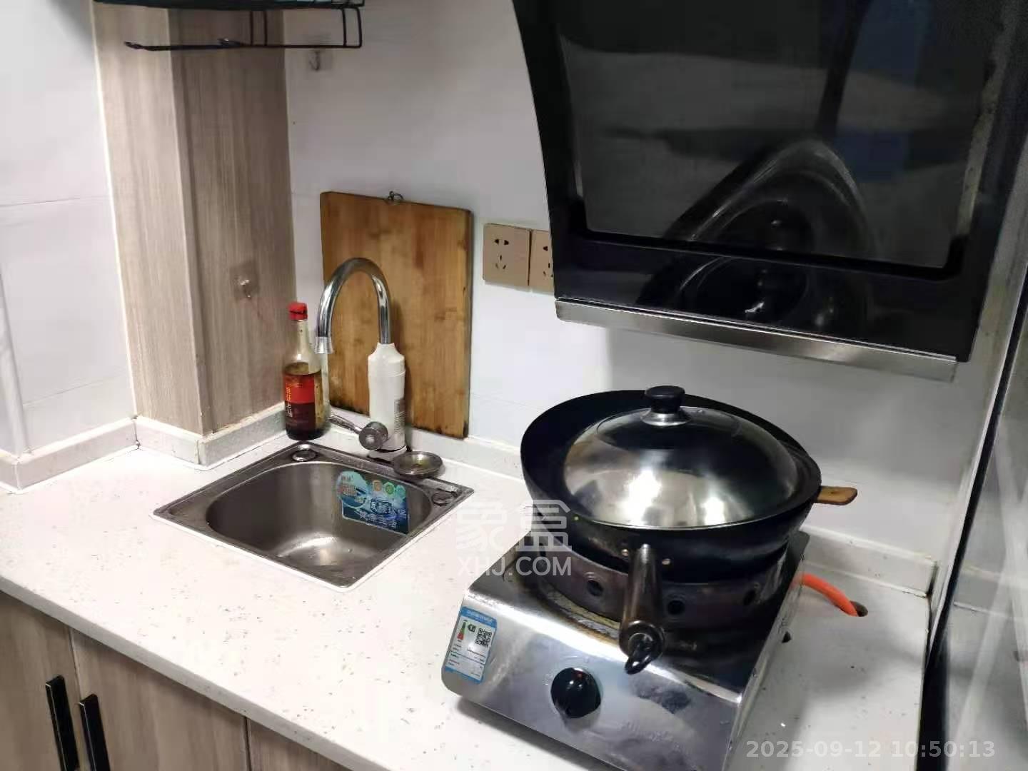 绿地之窗   31.64㎡      1000.0元/月室内图