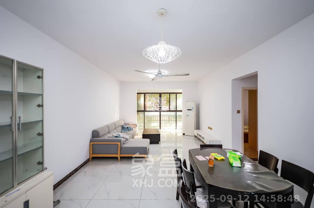 枫雅名苑 2室2厅1卫 2000.0元/月 枫雅名苑 2室2厅1卫 2000.0元/月室内图