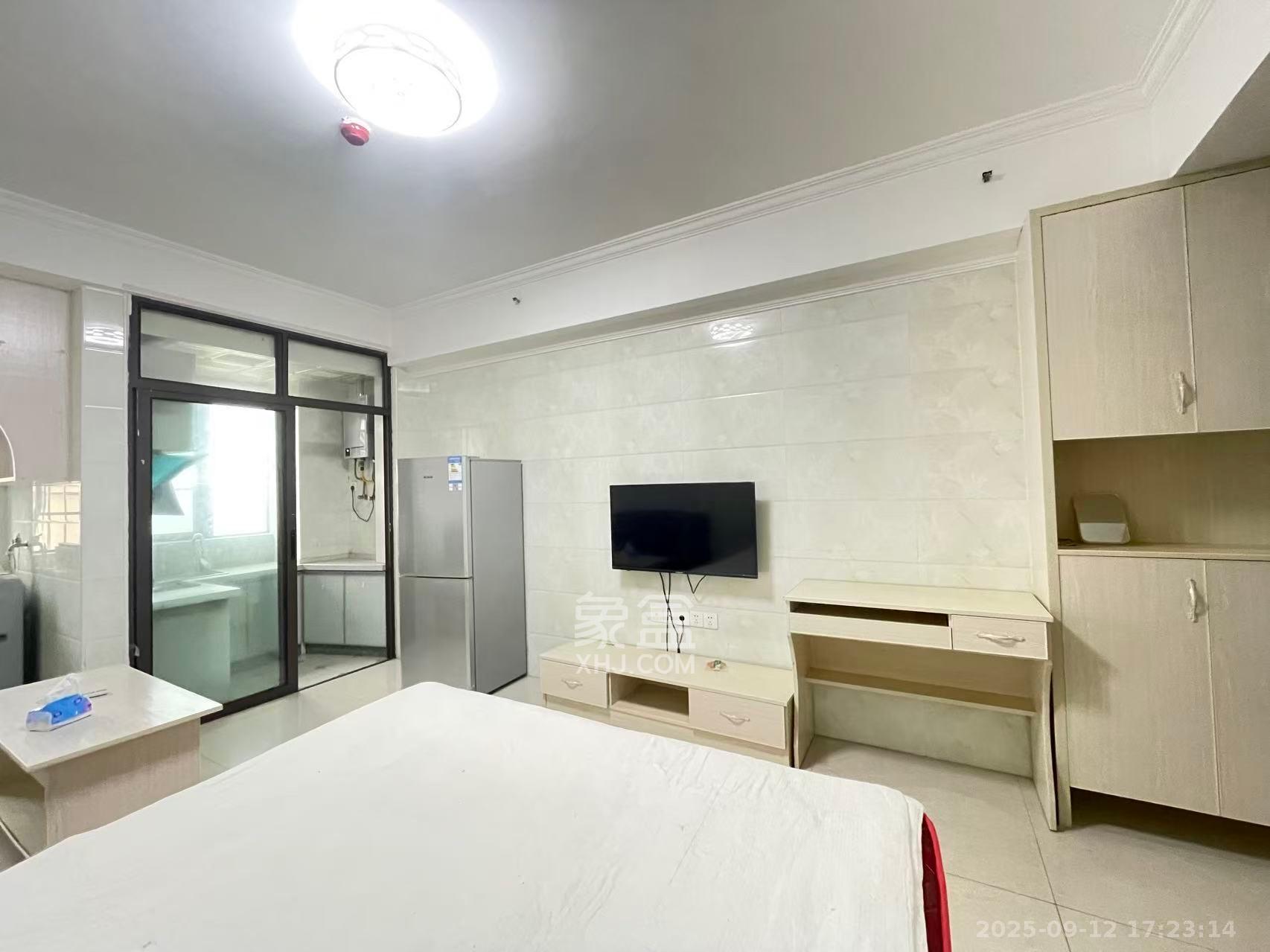 同鑫家园  1室1厅1卫    1300.0元/月室内图