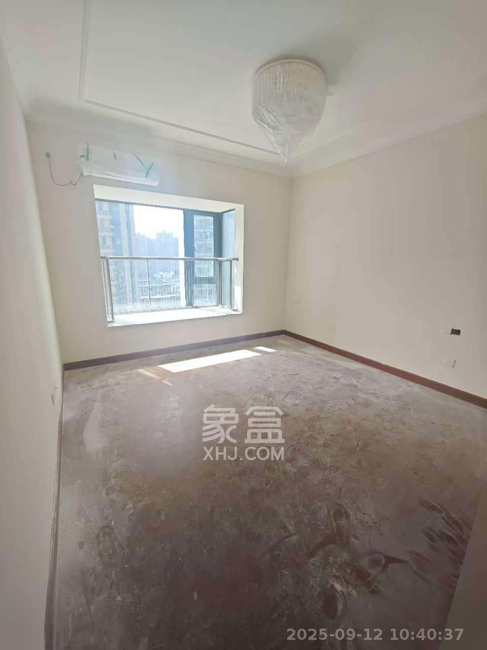 恒大御景天下城二期  3室2厅2卫    2000.0元/月室内图