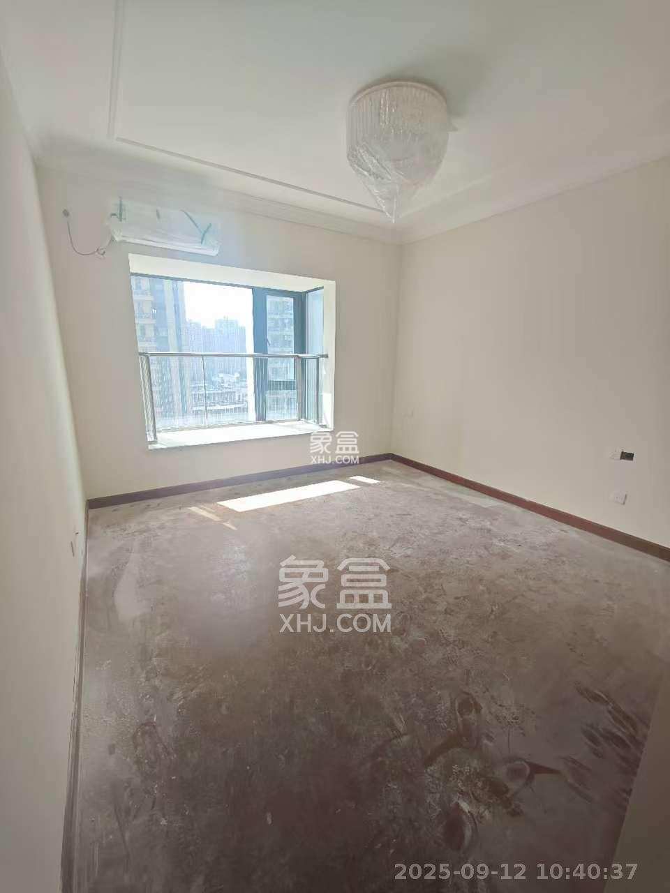 恒大御景天下城二期  3室2厅2卫    2000.0元/月 恒大御景天下城二期  3室2厅2卫    2000.0元/月室内图