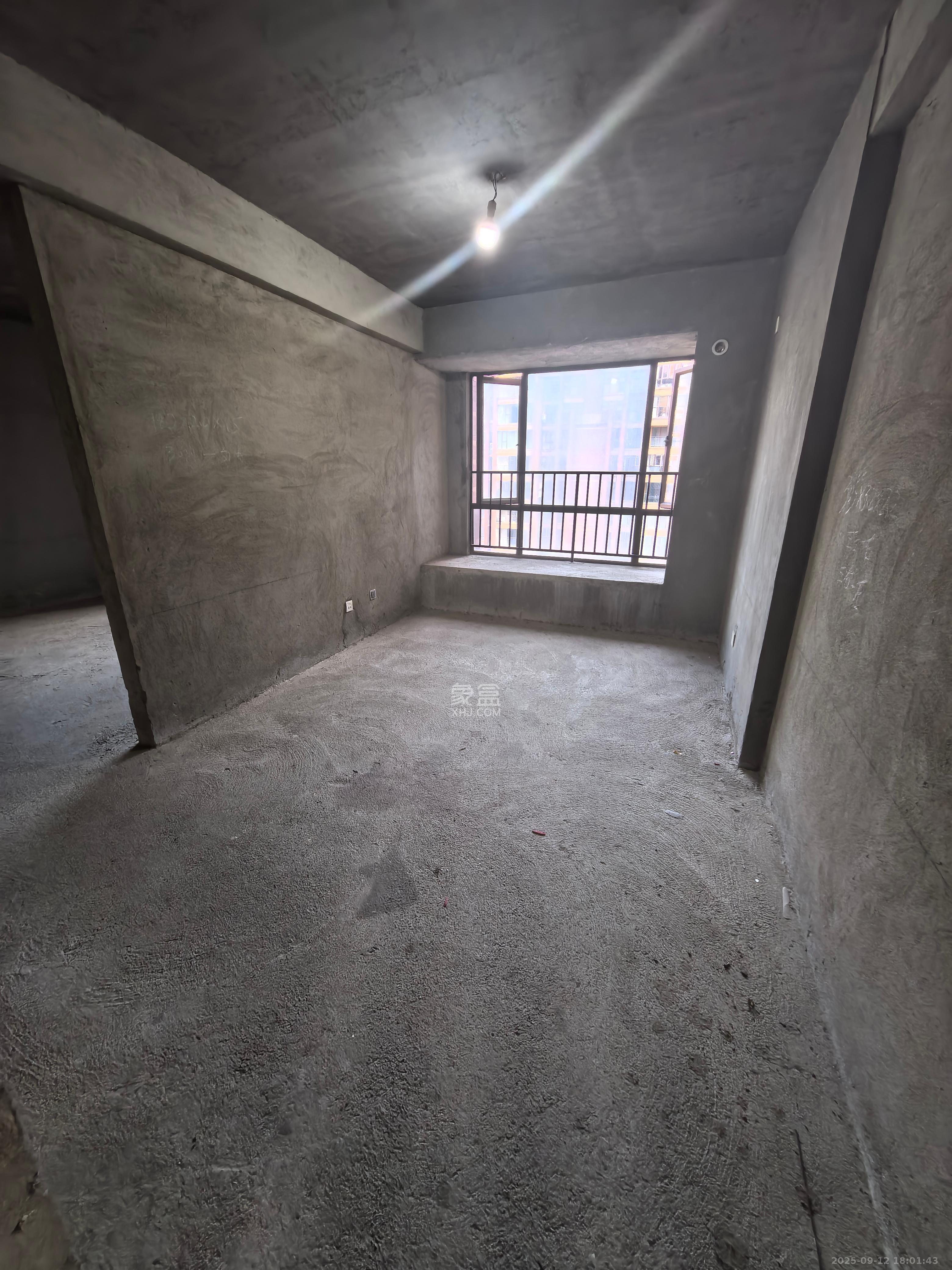 金色溪泉湾 3室2厅2卫 1500.0元/月 金色溪泉湾 3室2厅2卫 1500.0元/月室内图