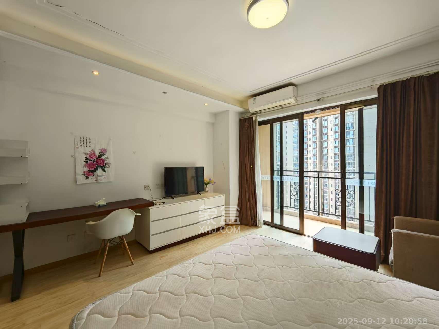 江山帝景哈佛  1室1厅1卫    1400.0元/月室内图