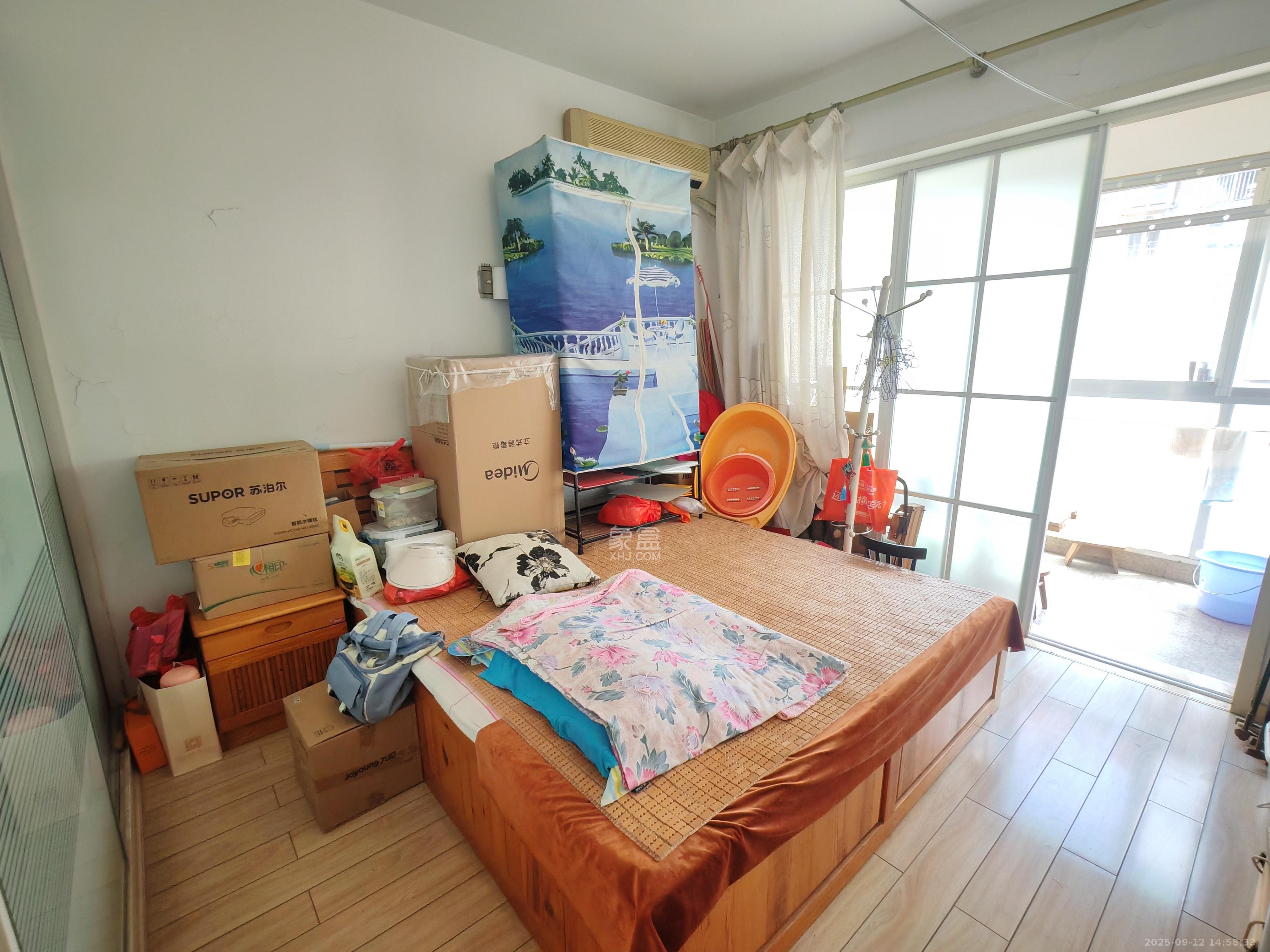 星语林名园  3室2厅2卫    2000.0元/月室内图