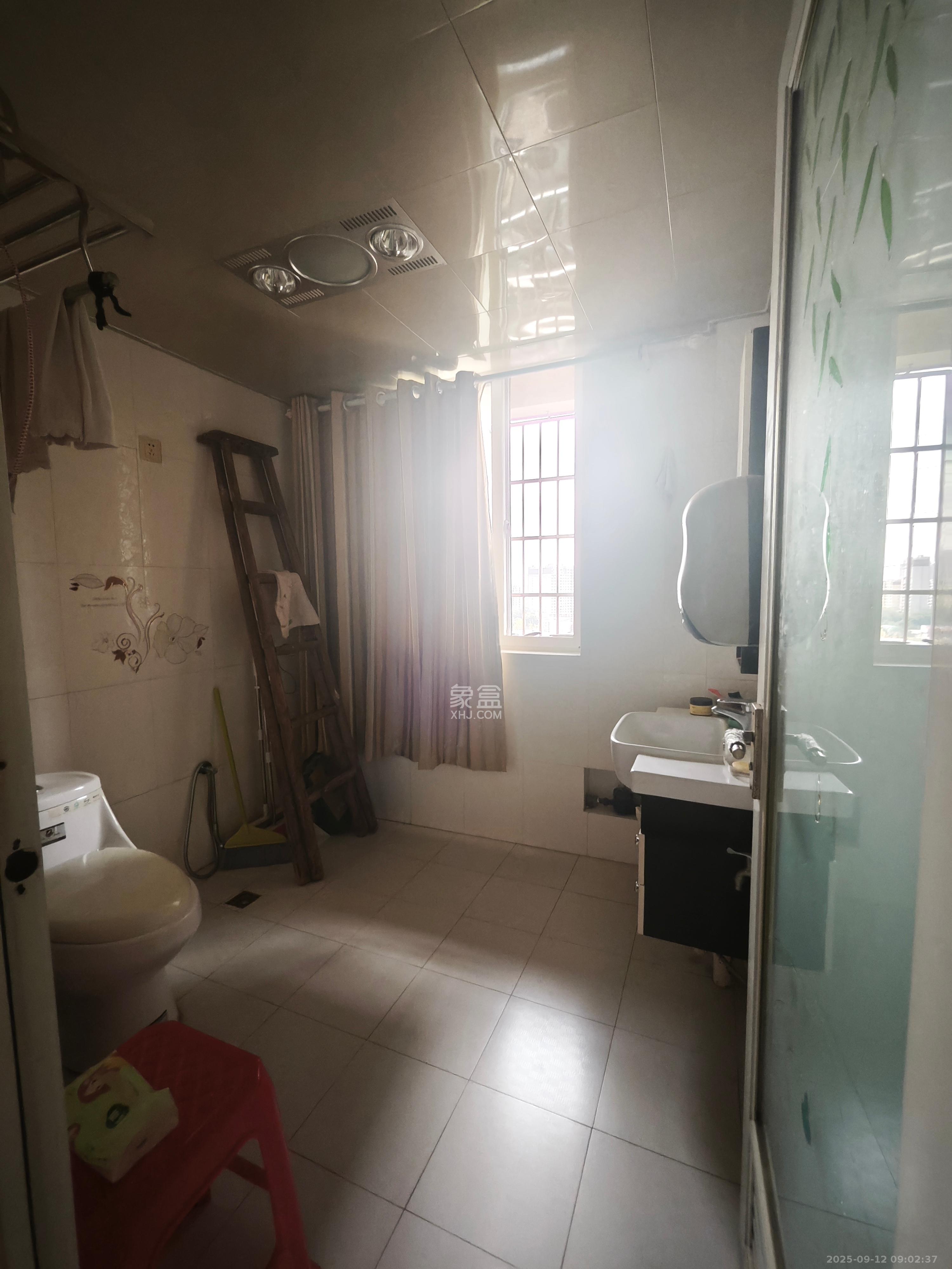 博雅湘水湾  2室2厅1卫    1700.0元/月 博雅湘水湾  2室2厅1卫    1700.0元/月室内图