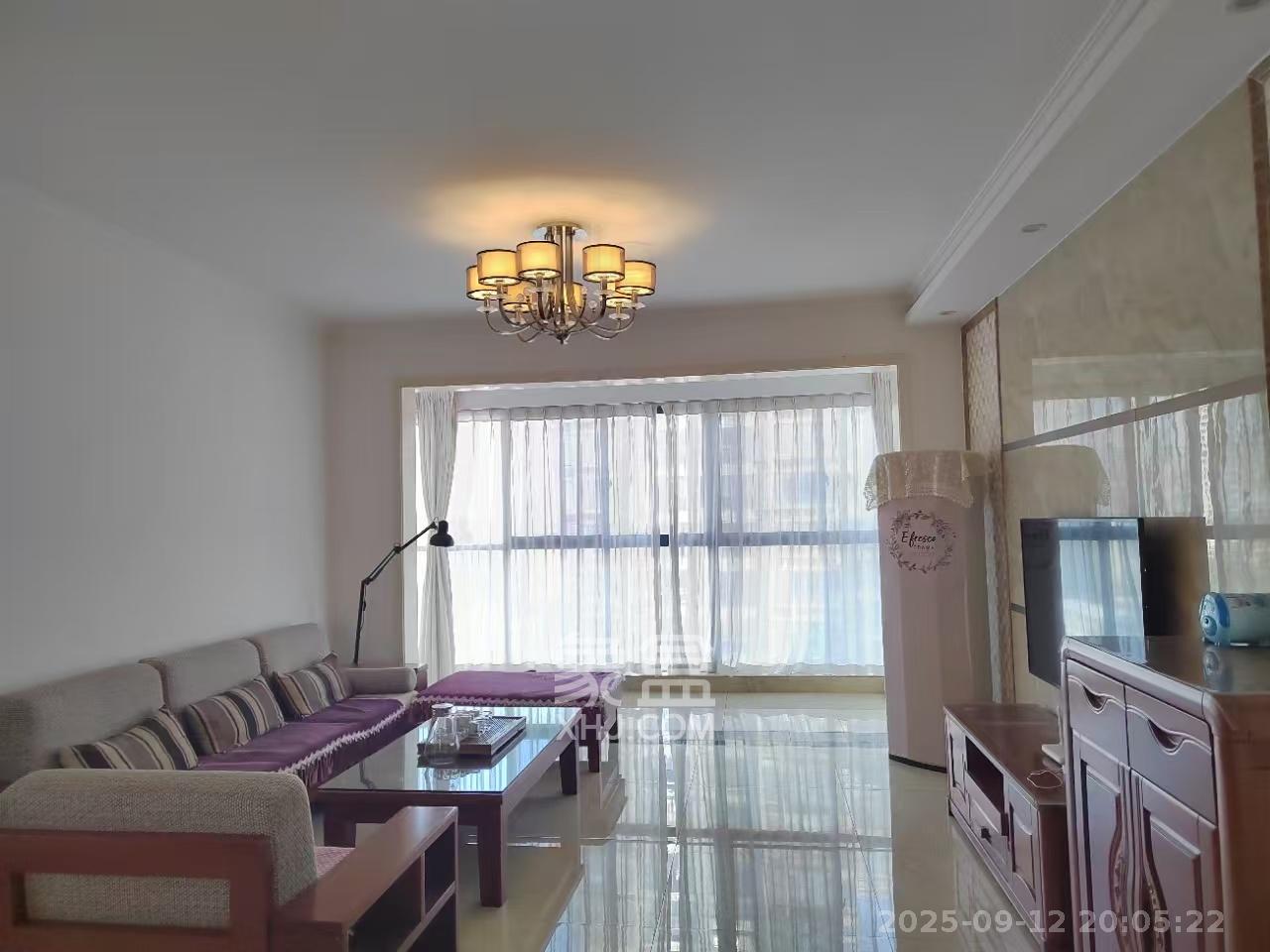 鑫远熙山 4室2厅2卫 2900.0元/月 鑫远熙山 4室2厅2卫 2900.0元/月室内图