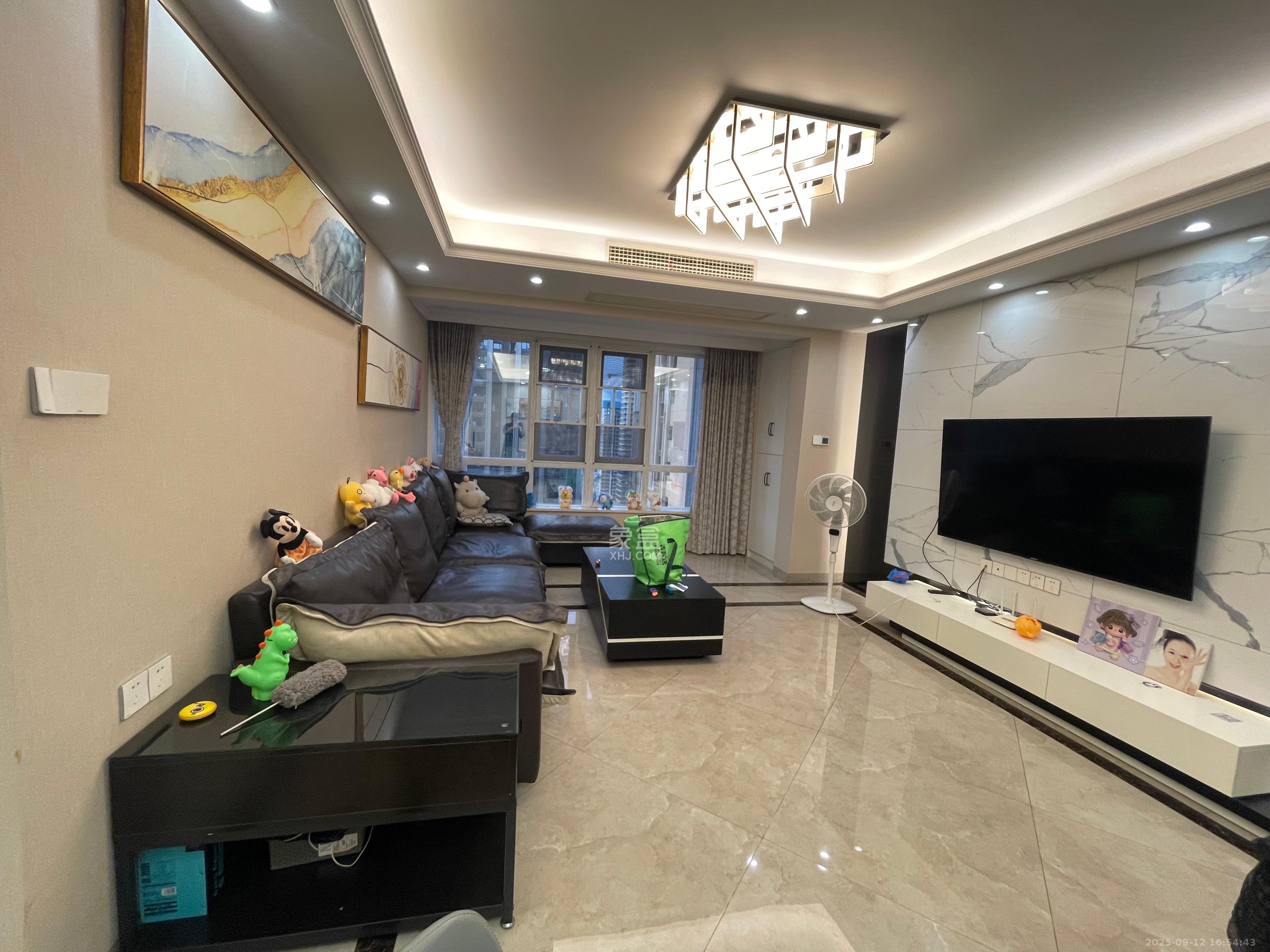 协信星澜汇 3室2厅2卫 4500.0元/月 协信星澜汇 3室2厅2卫 4500.0元/月室内图