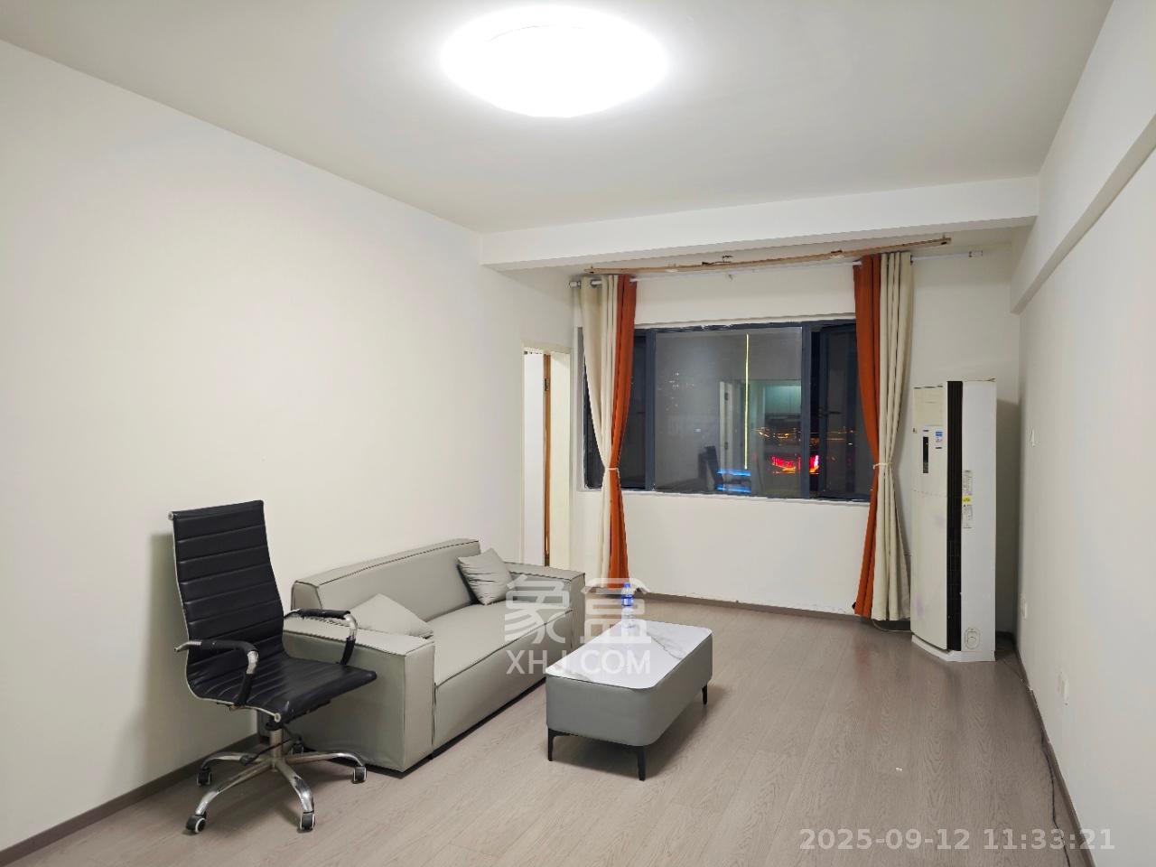 亚商国际 2室1厅1卫 1600.0元/月 亚商国际 2室1厅1卫 1600.0元/月室内图