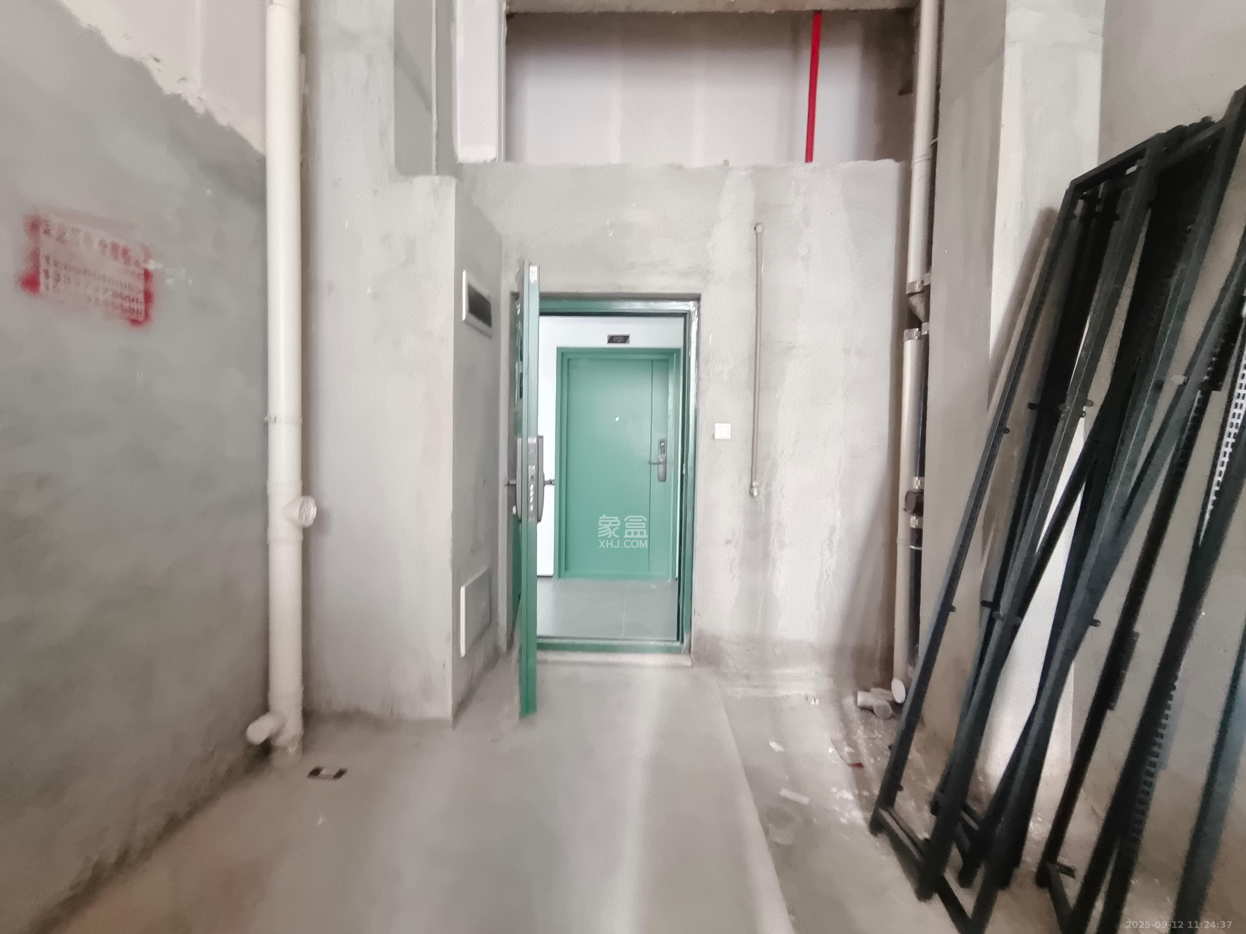 绿地V岛 1室1厅1卫 1500.0元/月 绿地V岛 1室1厅1卫 1500.0元/月室内图