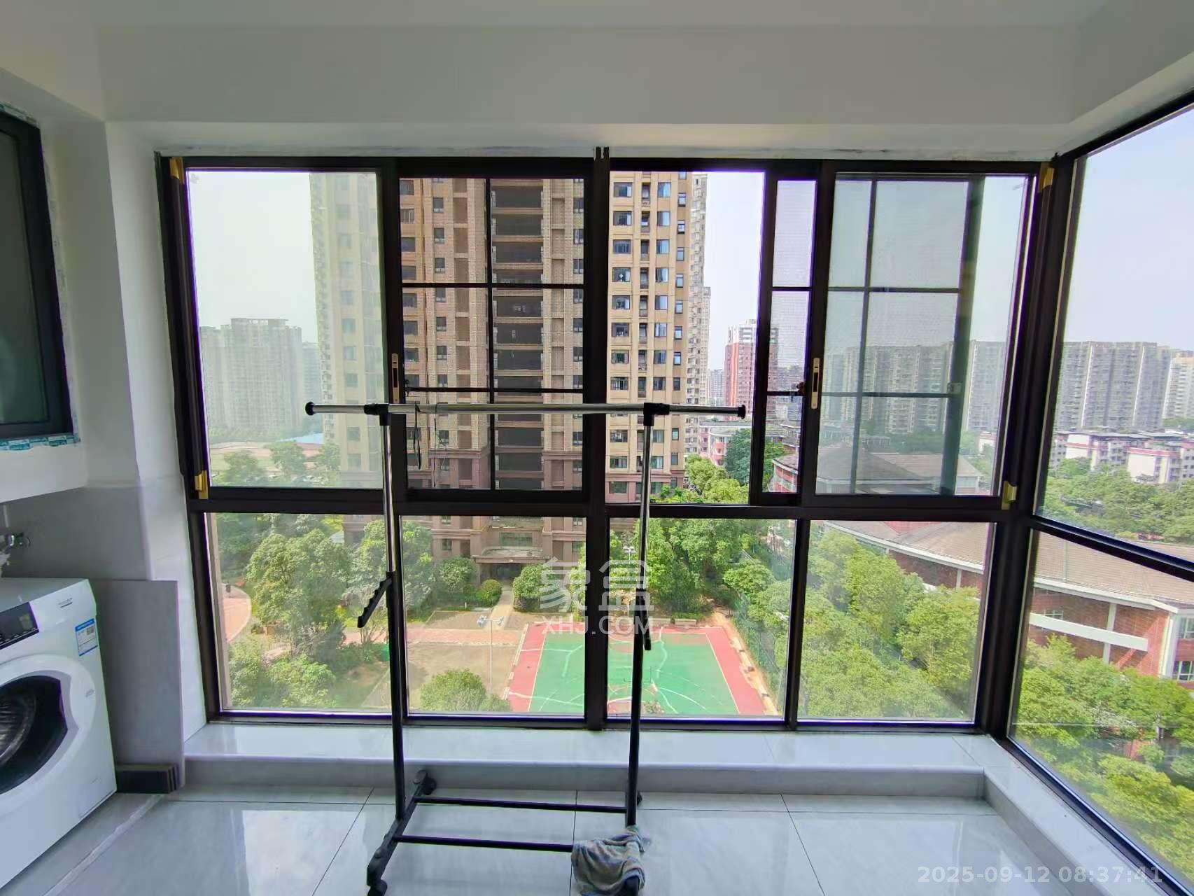 中建信和城  2室2厅1卫    2500.0元/月室内图