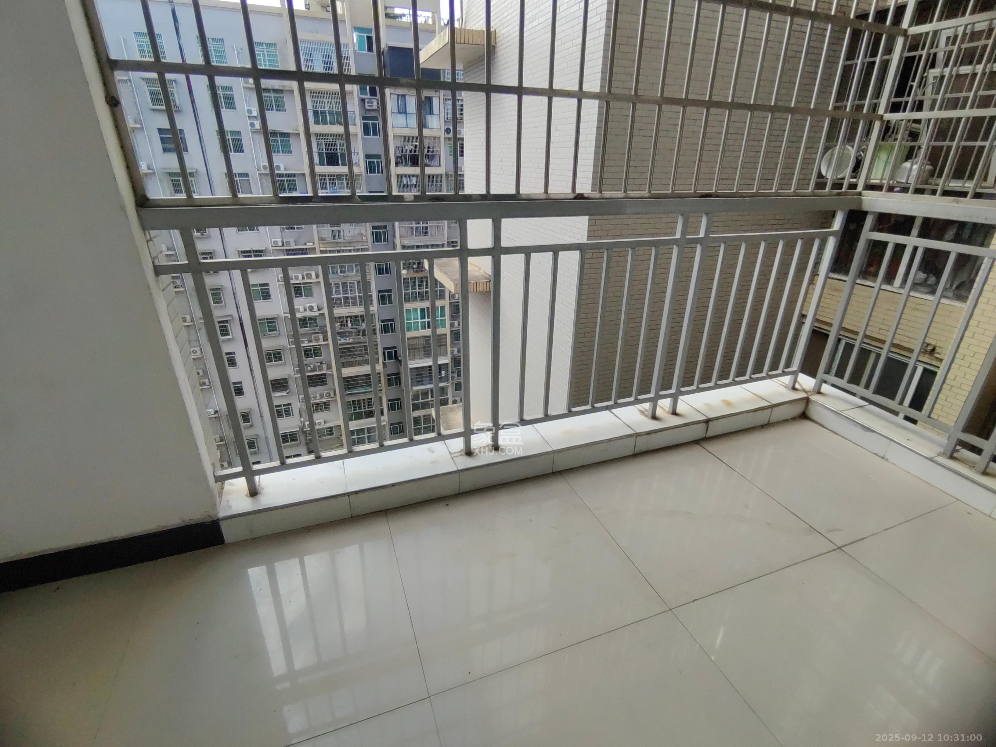 洞井二小区  3室2厅1卫    2100.0元/月室内图