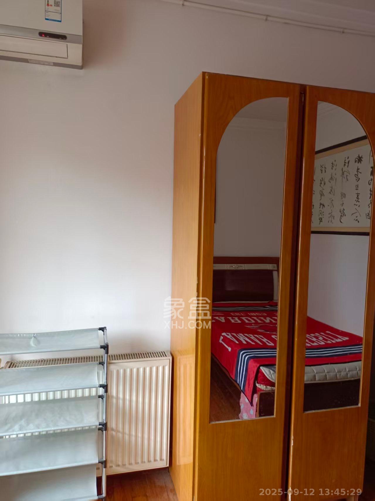 新星小区 1室2厅1卫 800.0元/月 新星小区 1室2厅1卫 800.0元/月室内图