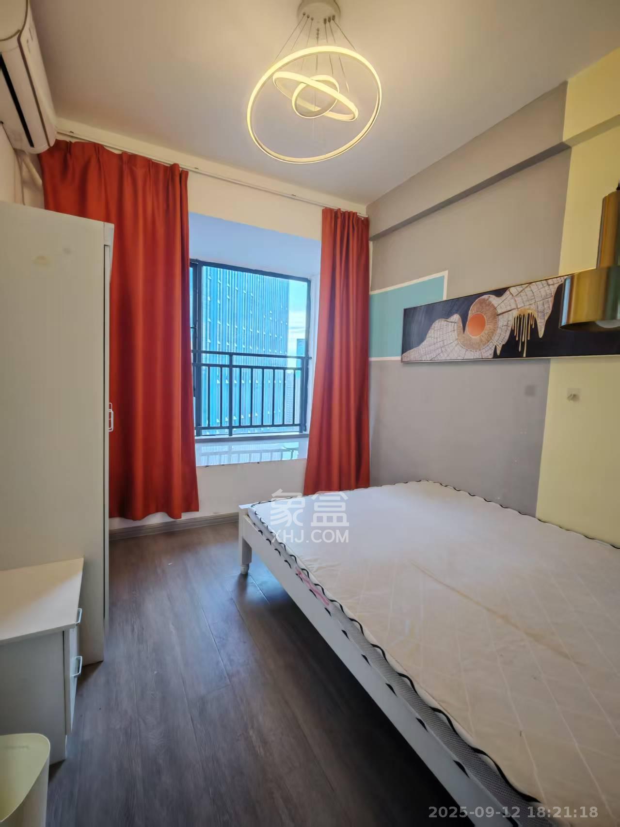 方略城市广场 4室2厅2卫 2300.0元/月 方略城市广场 4室2厅2卫 2300.0元/月室内图