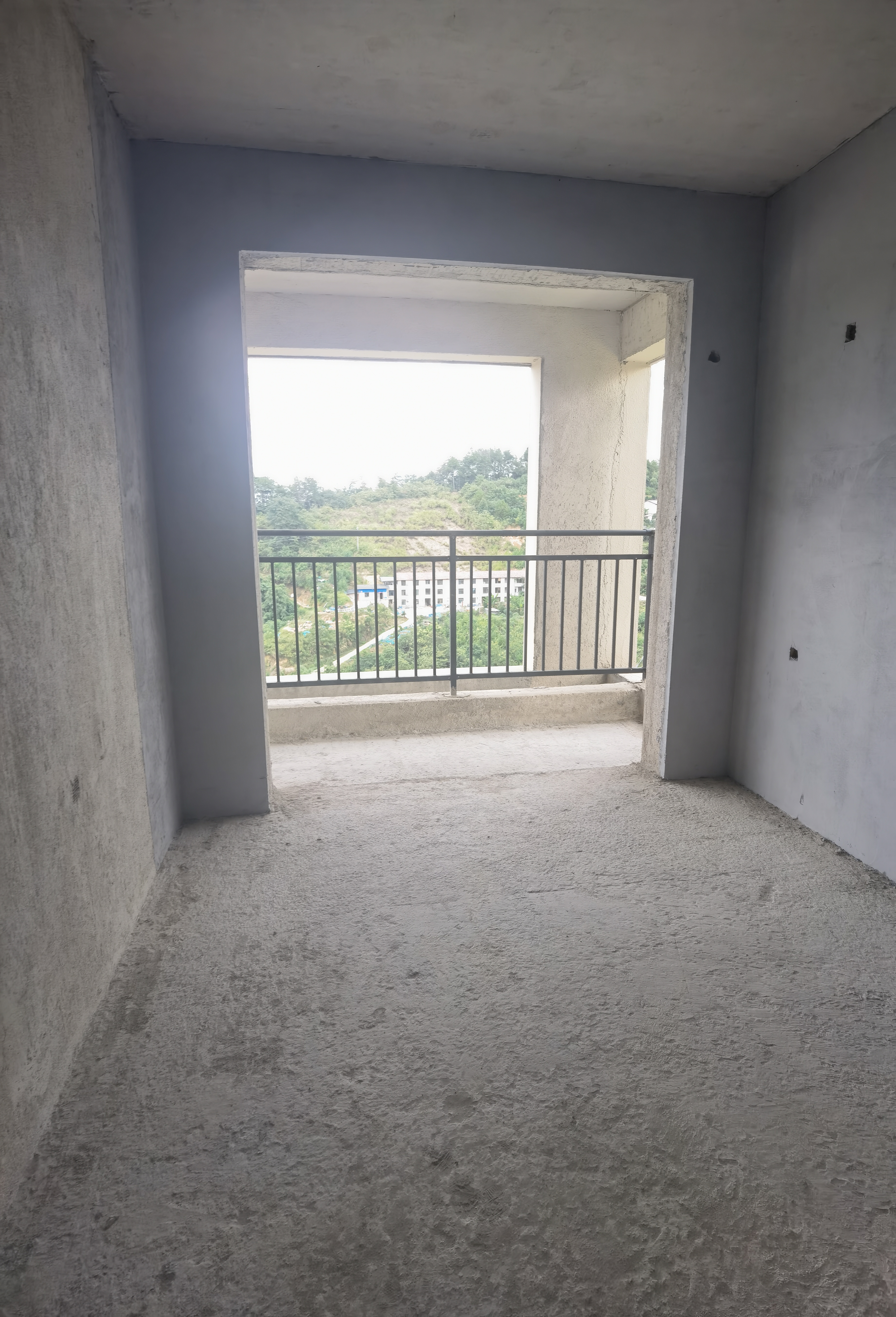 百弘学府城三期 5室2厅2卫 76.8万 百弘学府城三期 5室2厅2卫 76.8万客厅