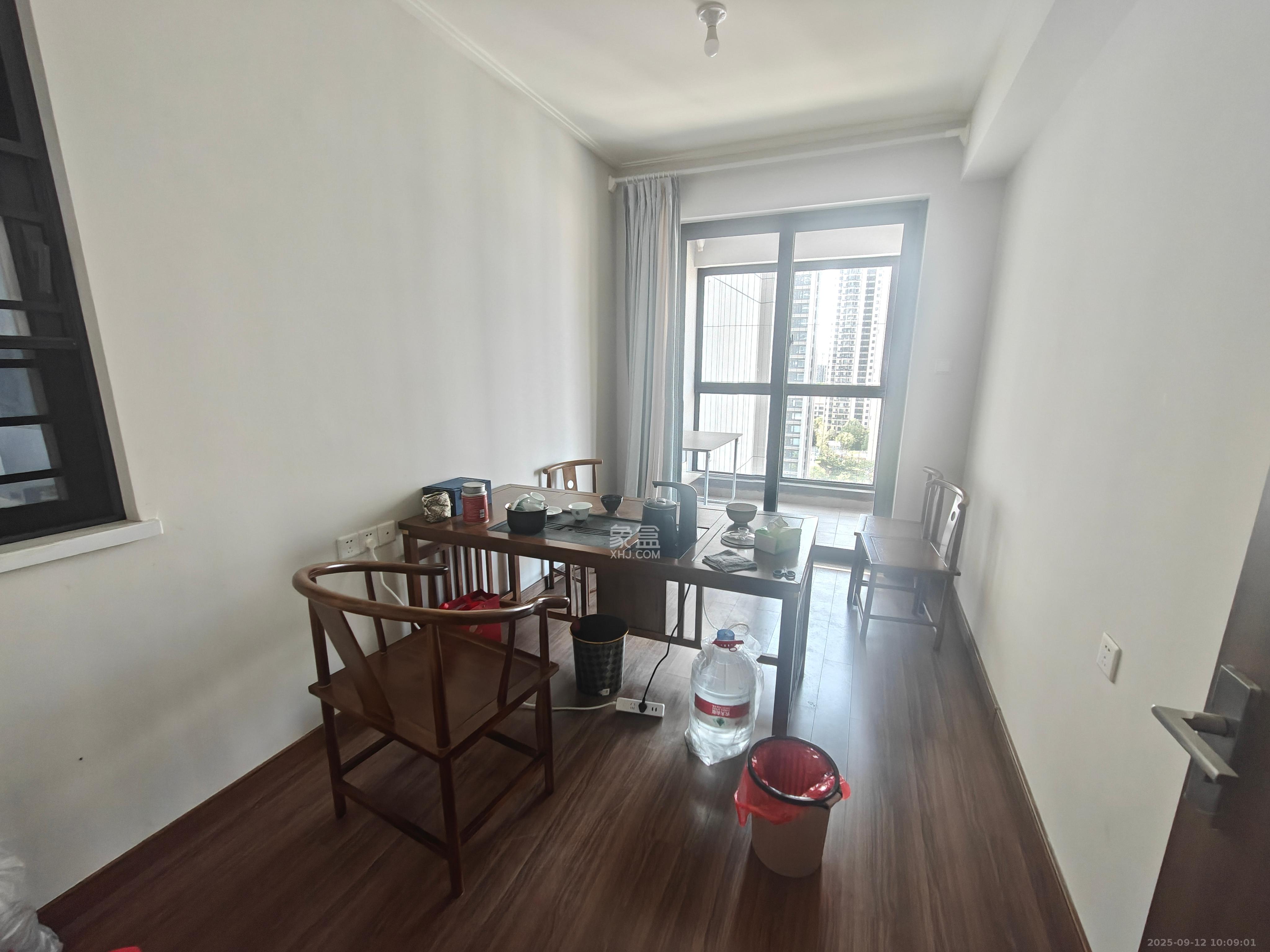 保利中环广场（保利中悦苑）  4室2厅2卫    4500.0元/月室内图