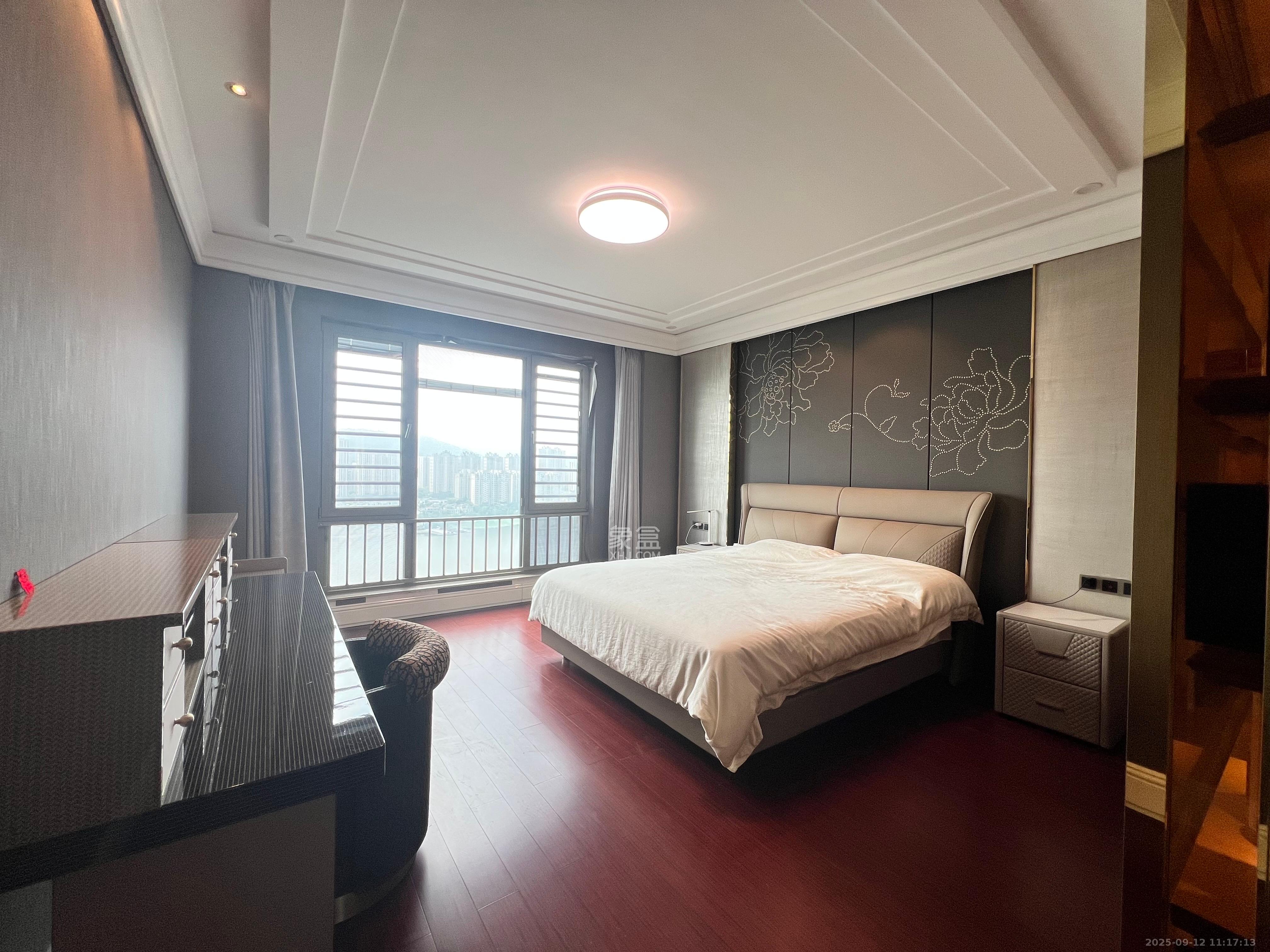 梅溪湖金茂府（金茂广场）（金茂览秀城）  5室2厅4卫    19000.0元/月室内图