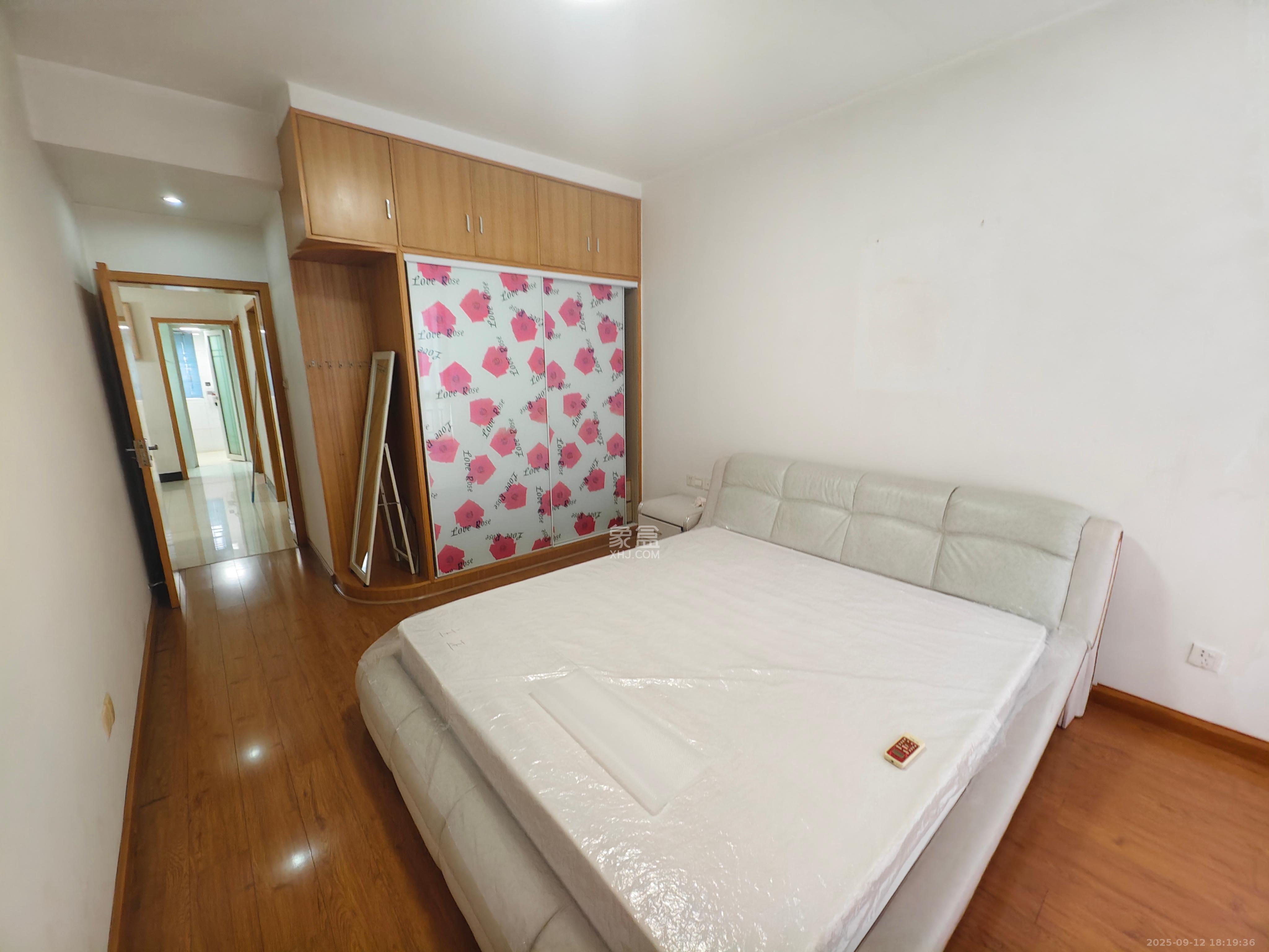 水木兰庭  3室2厅1卫   1900.00元/月室内图