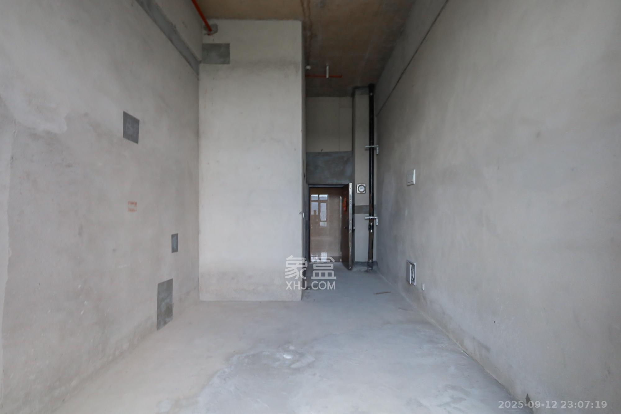 越秀悦湖台  1室0厅0卫    46.0万其他