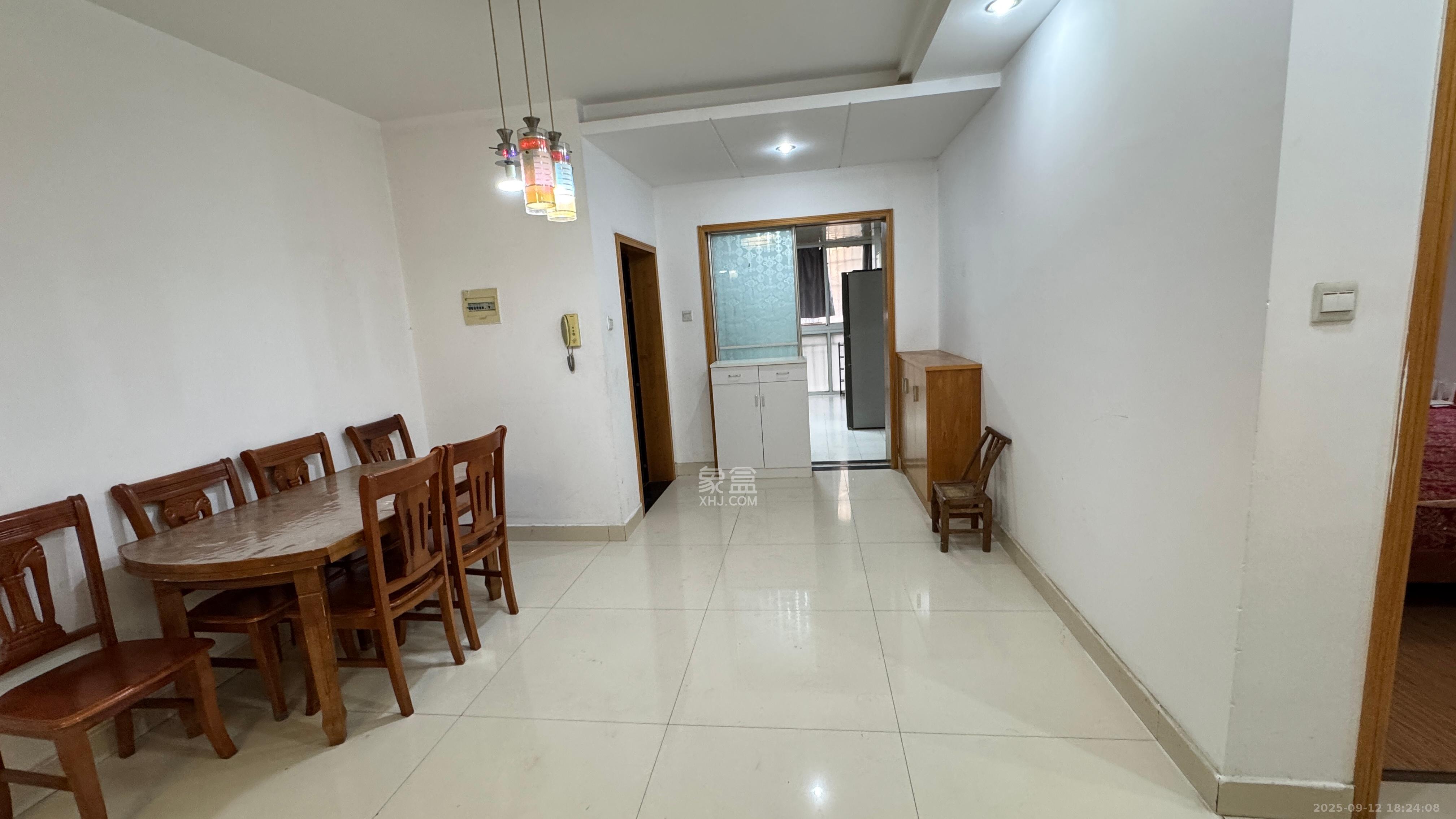 好家园 2室2厅1卫 1800.0元/月 好家园 2室2厅1卫 1800.0元/月室内图