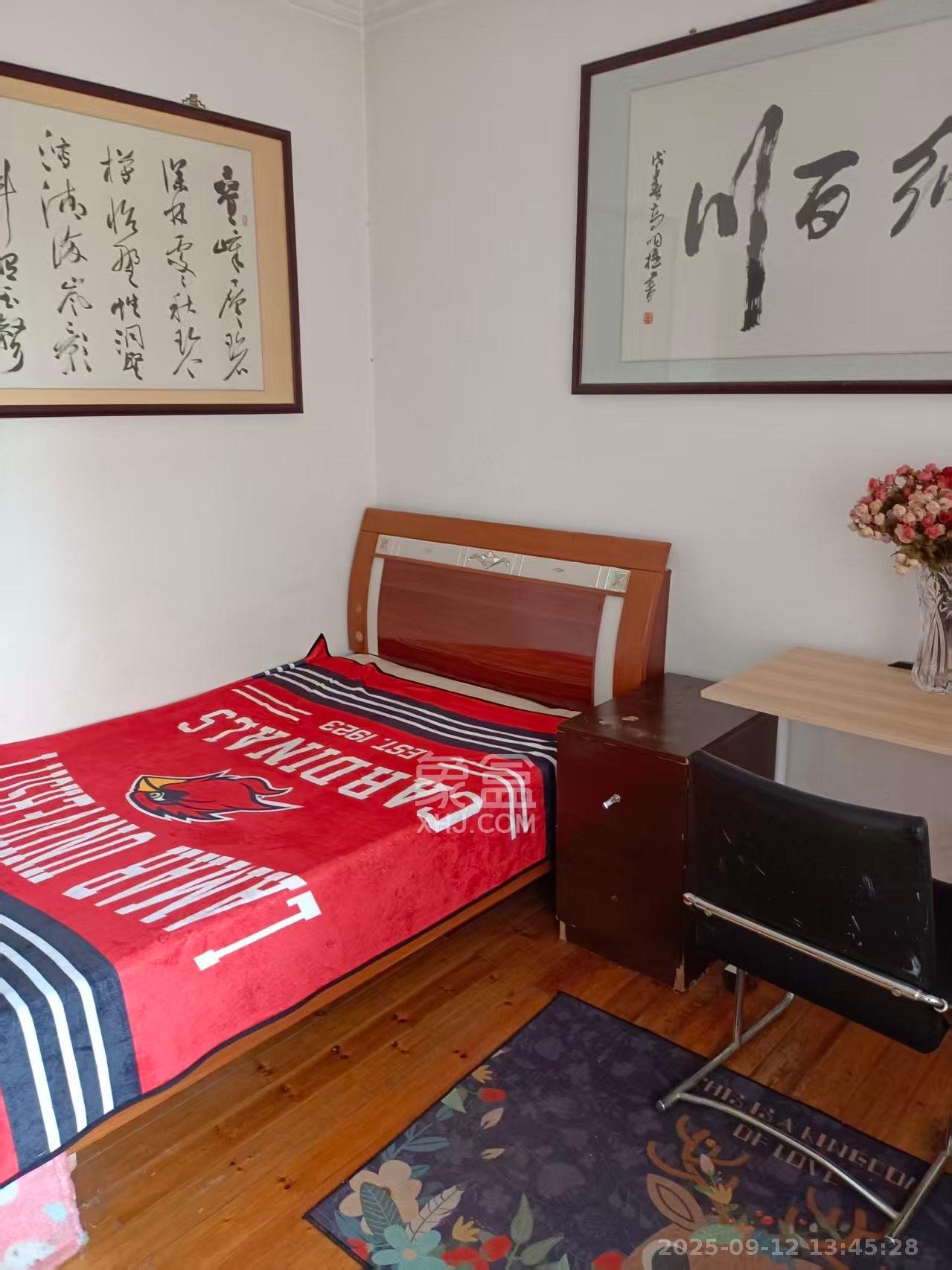 新星小区 1室2厅1卫 800.0元/月 新星小区 1室2厅1卫 800.0元/月室内图