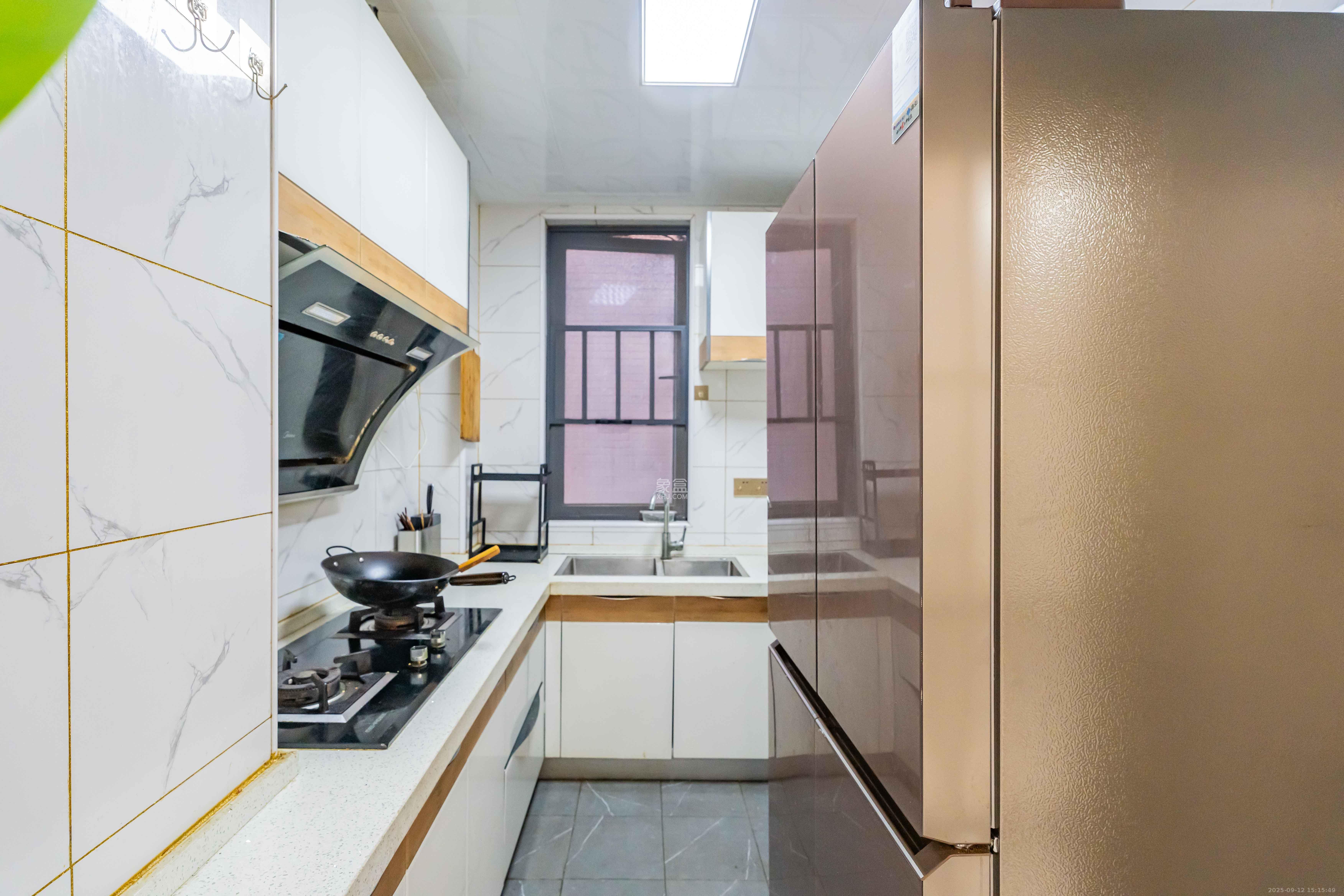 里约荟  3室2厅2卫    3800.0元/月室内图