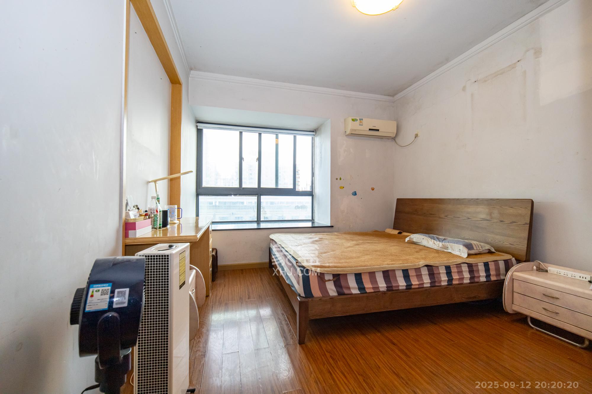 尚都花园城  2室2厅1卫    39.8万 尚都花园城  2室2厅1卫    39.8万卧室