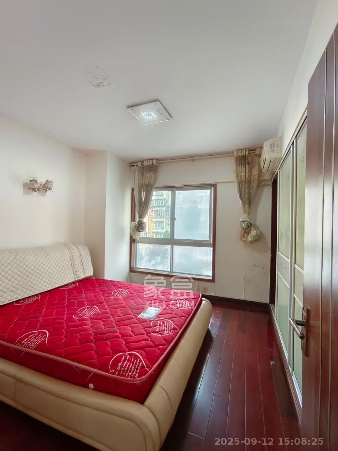 未来现代城  4室2厅2卫    1900.0元/月室内图