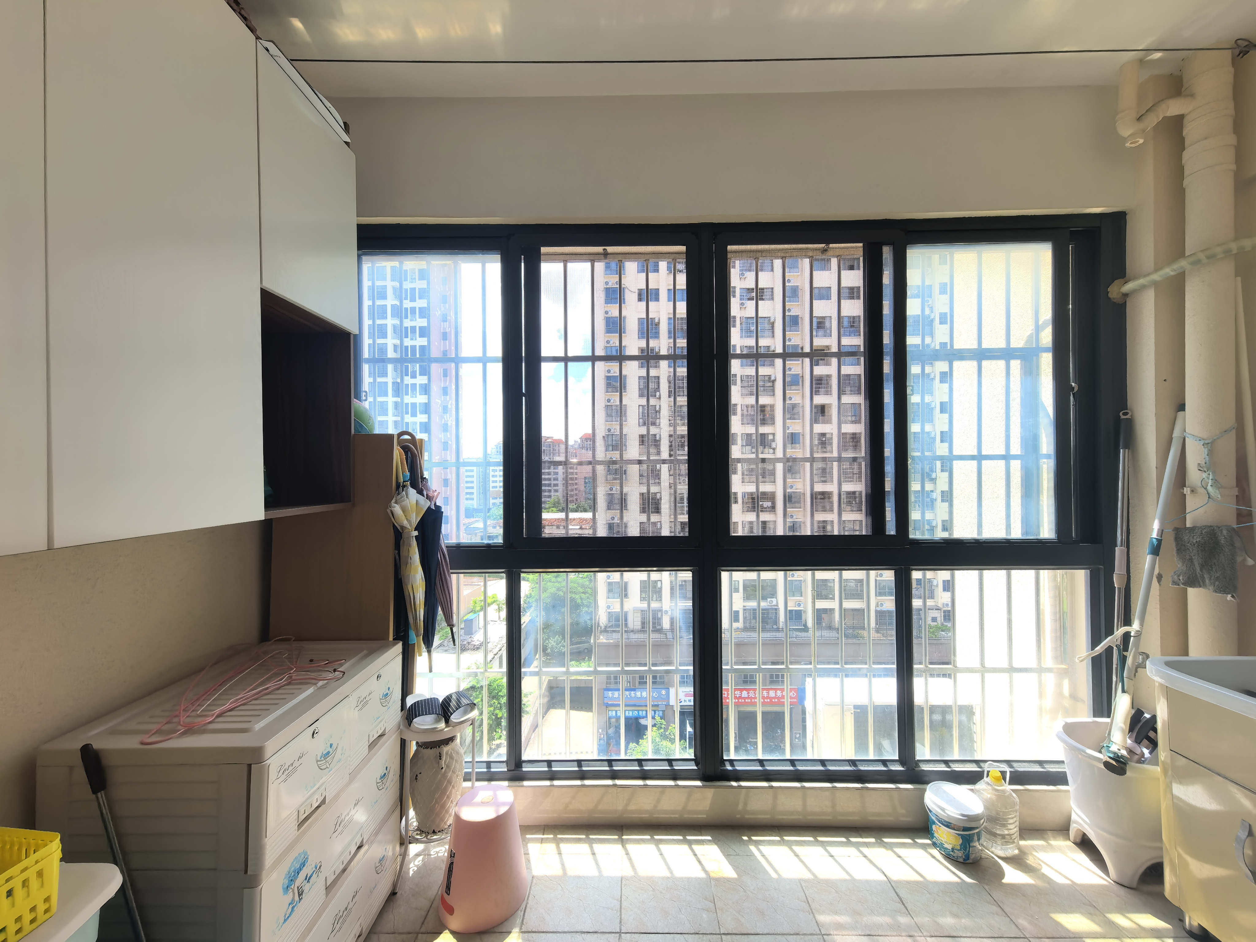 盛泰佳园  3室2厅1卫    3500.0元/月 盛泰佳园  3室2厅1卫    3500.0元/月室内图