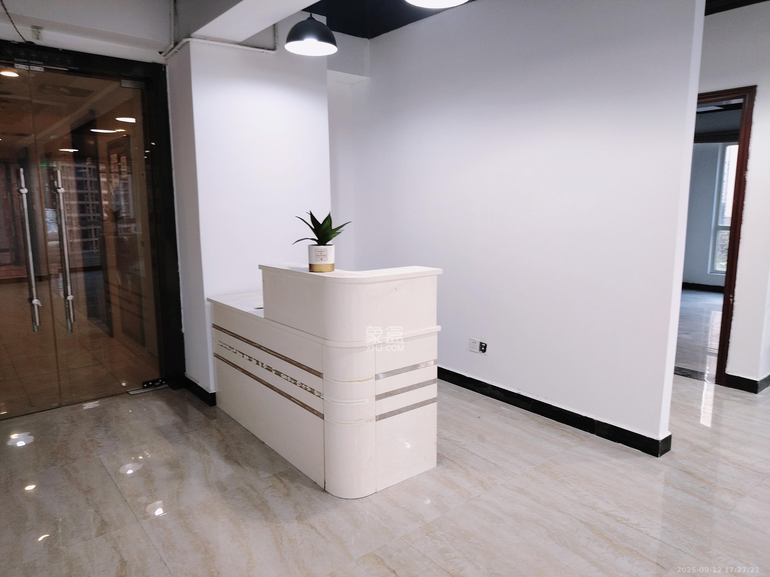 北辰三角洲B1E1区  1室1厅1卫    8500.0元/月室内图