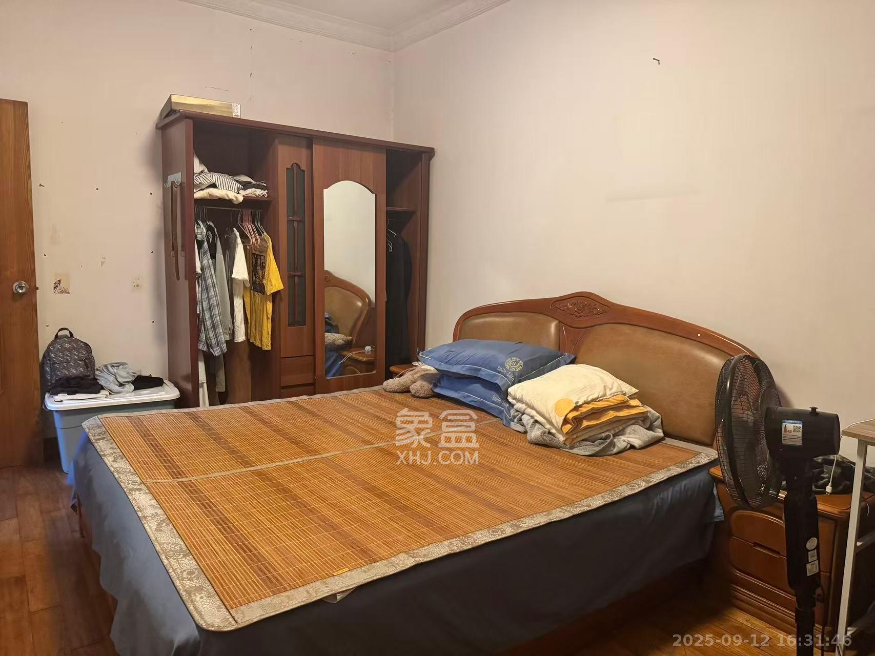 国税五分局桔园宿舍  2室1厅1卫    1300.0元/月 国税五分局桔园宿舍  2室1厅1卫    1300.0元/月室内图