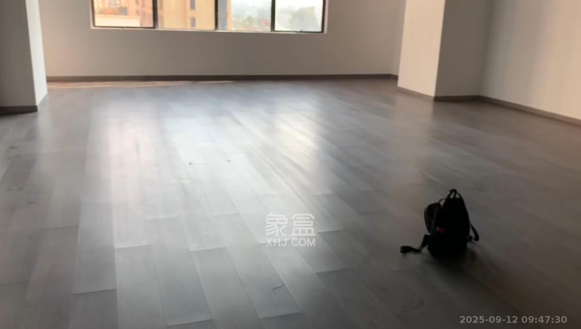 保利麓谷林语I区  1室1厅1卫   6000.00元/月室内图