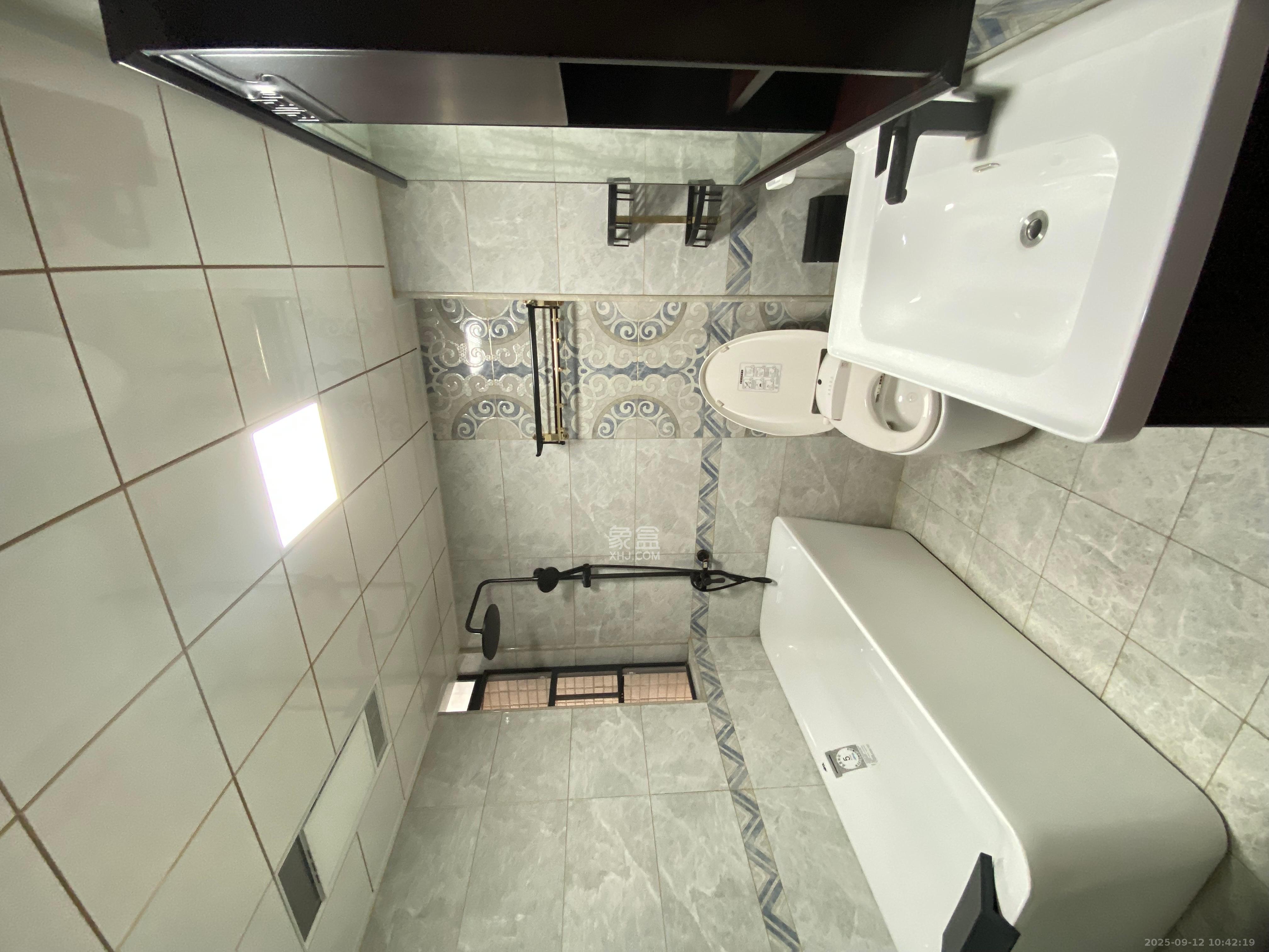 幸福考拉789  3室2厅2卫    3200.0元/月 幸福考拉789  3室2厅2卫    3200.0元/月室内图