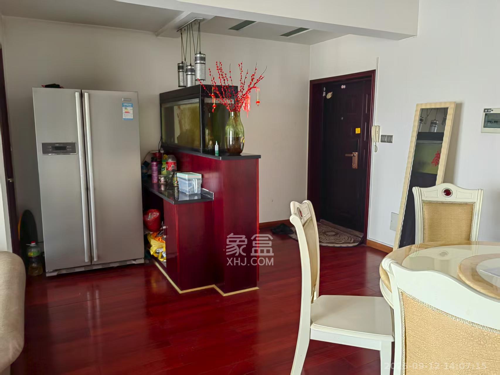 开源鑫景 3室2厅2卫 2200.0元/月 开源鑫景 3室2厅2卫 2200.0元/月室内图