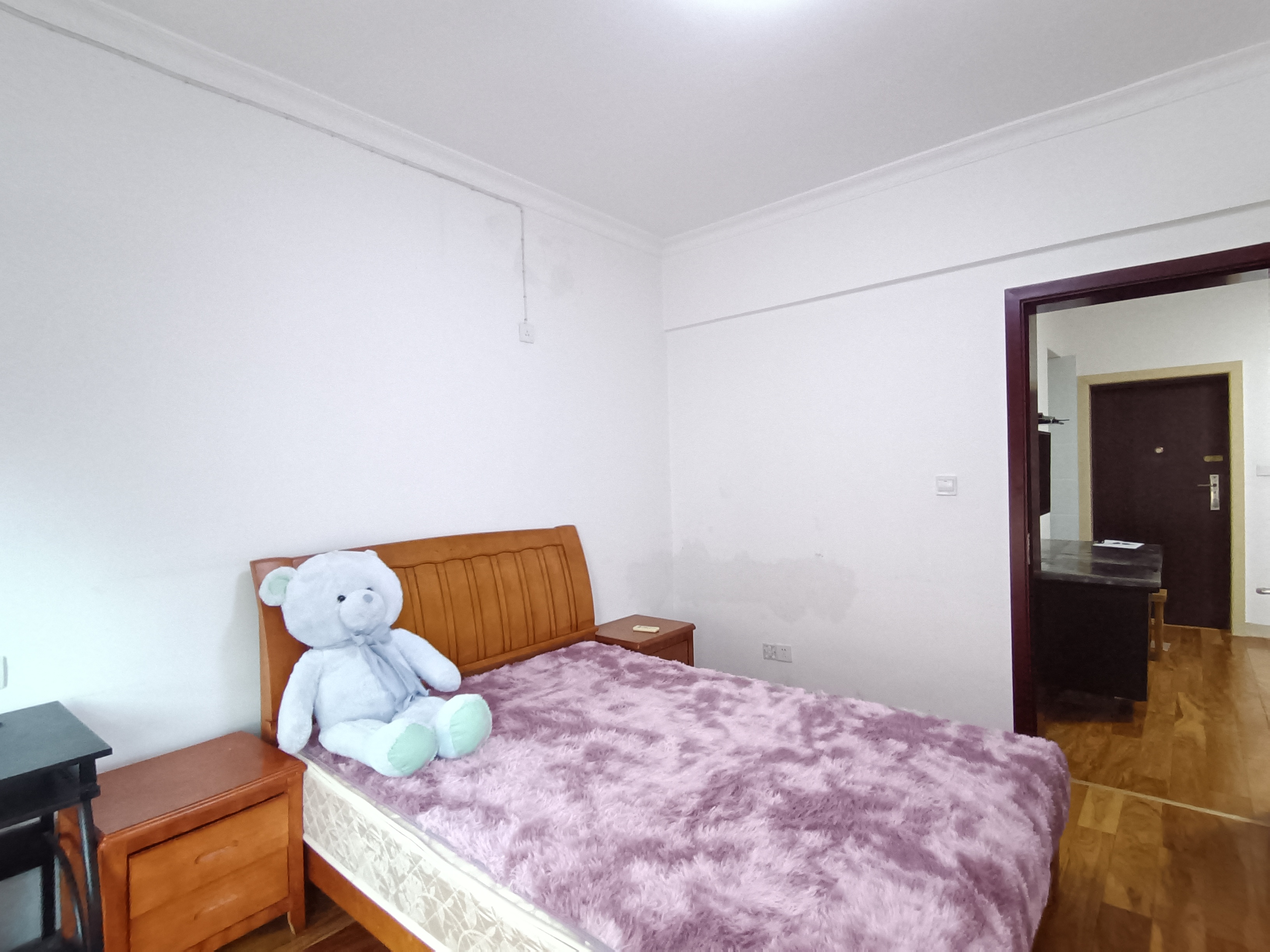 中建国际大厦  2室1厅1卫   1500.00元/月室内图