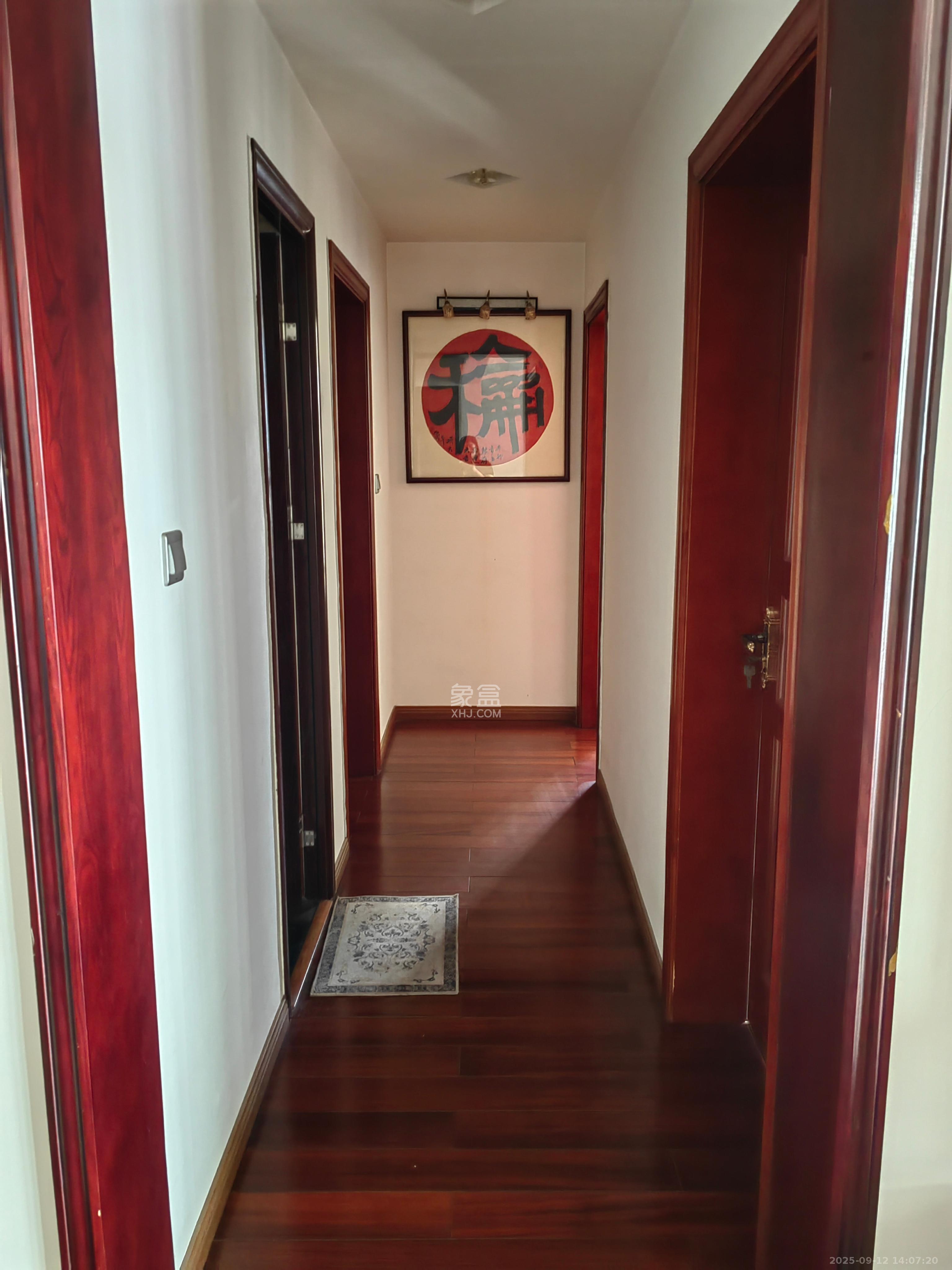 开源鑫景 3室2厅2卫 2200.0元/月 开源鑫景 3室2厅2卫 2200.0元/月室内图