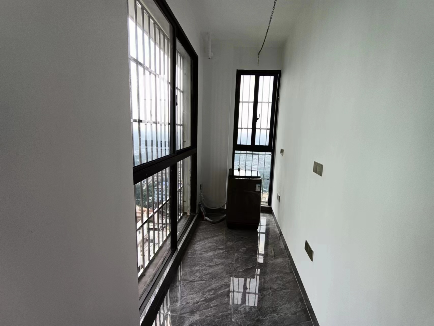 棕榈园(椰海新城3期)  2室2厅1卫    2500.0元/月 棕榈园(椰海新城3期)  2室2厅1卫    2500.0元/月室内图