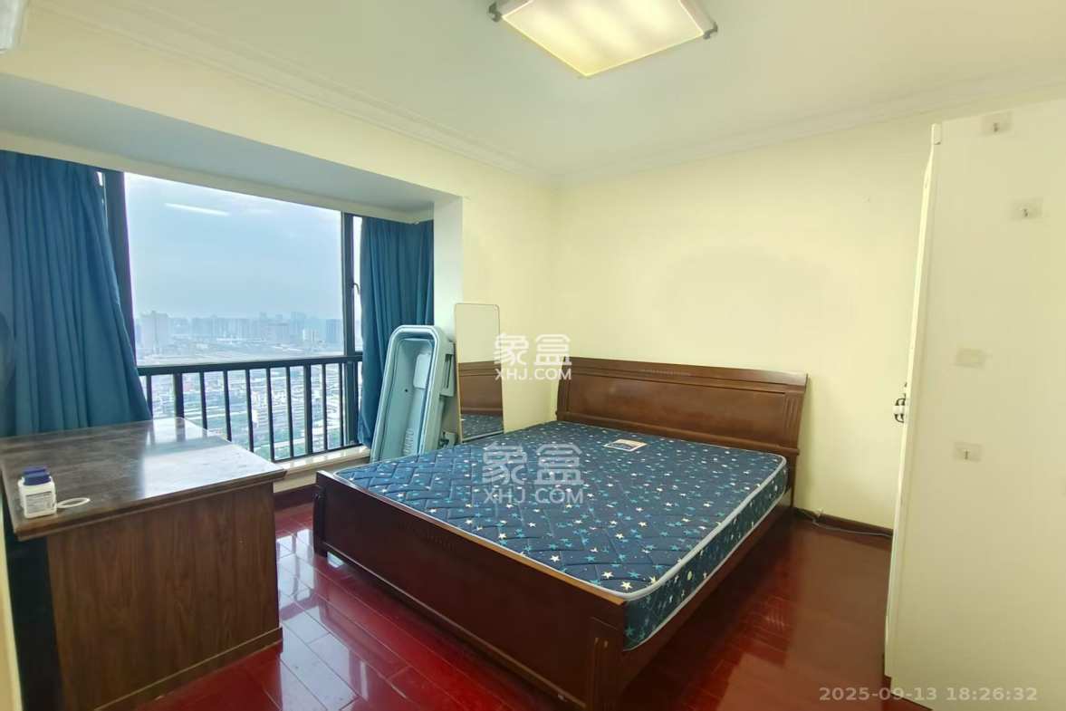 融圣国际  2室2厅1卫    2600.0元/月 融圣国际  2室2厅1卫    2600.0元/月室内图