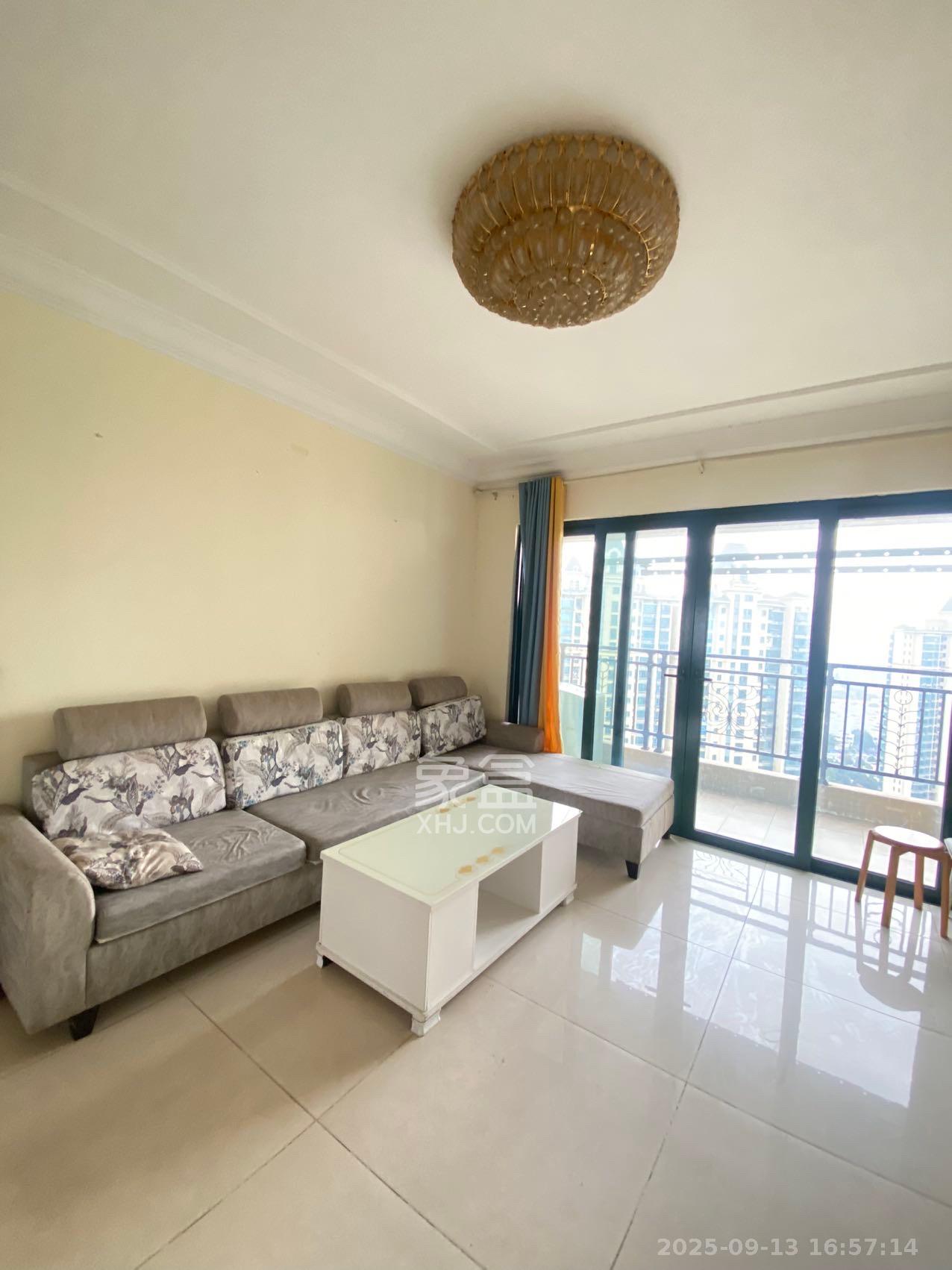 恒大雅苑 3室2厅2卫 2500.0元/月 恒大雅苑 3室2厅2卫 2500.0元/月室内图