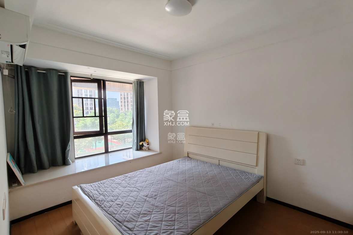 中海新城熙岸(中信新城五期) 1室1厅1卫 1500.00元/月 中海新城熙岸(中信新城五期) 1室1厅1卫 1500.00元/月室内图