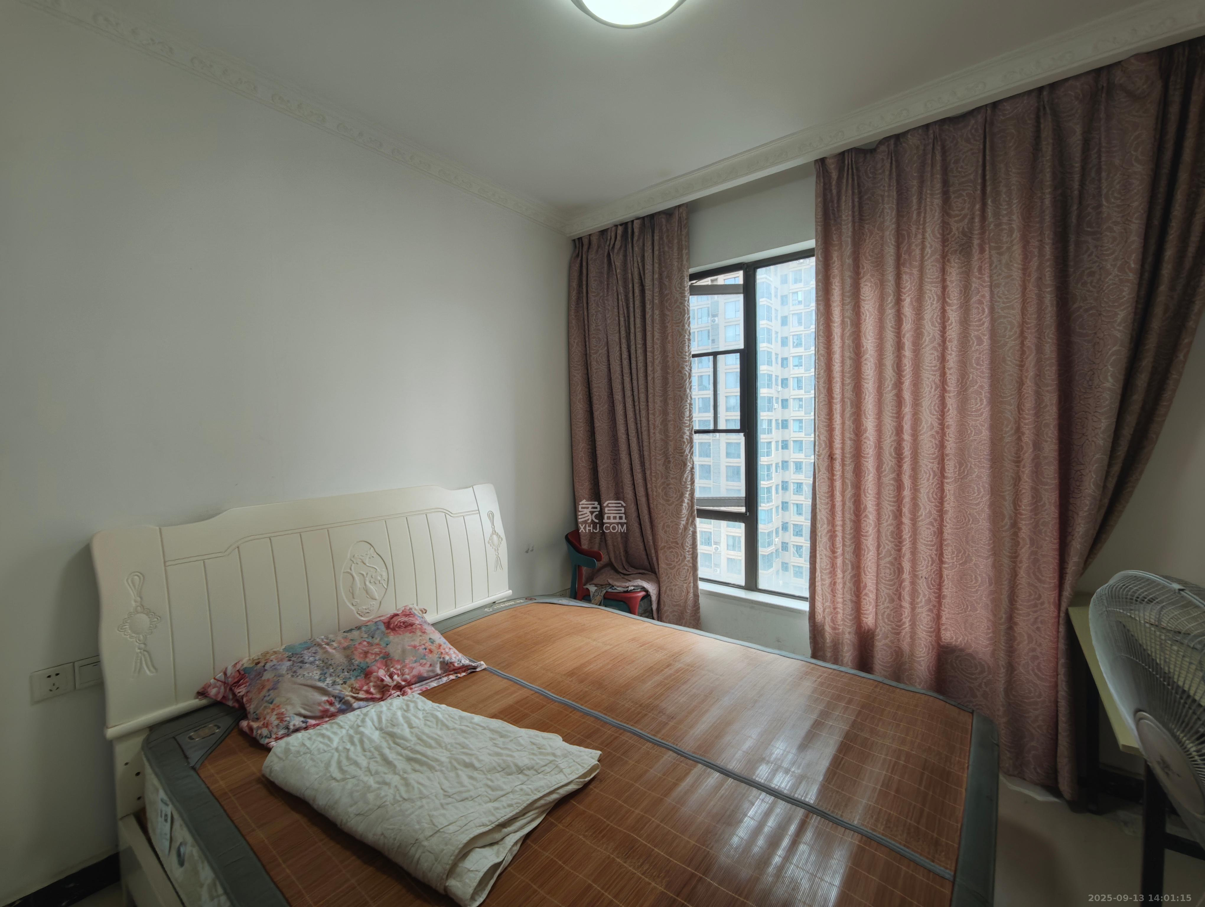 雨花公馆(紫苔名苑) 3室2厅1卫 3000.0元/月 雨花公馆(紫苔名苑) 3室2厅1卫 3000.0元/月室内图