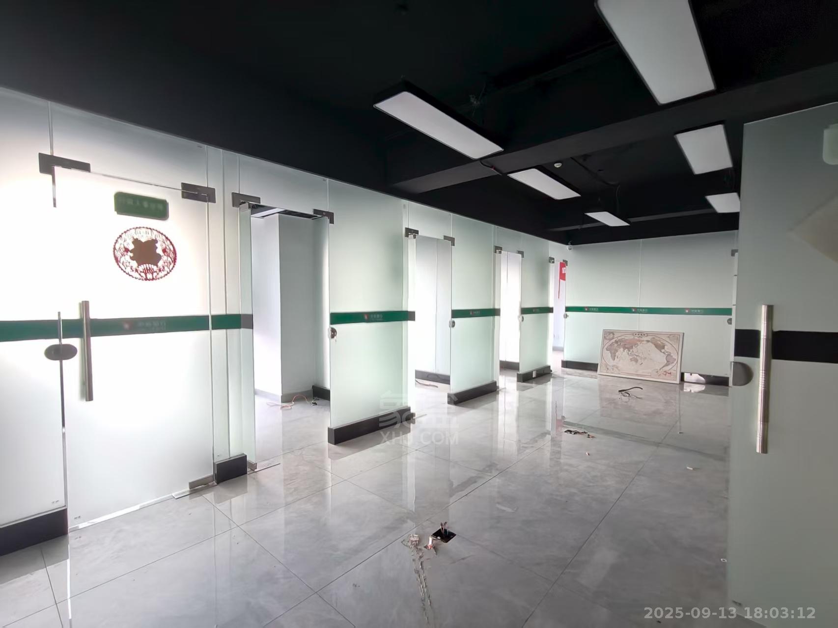 未来云环球中心  1室0厅0卫    8000.0元/月 未来云环球中心  1室0厅0卫    8000.0元/月室内图