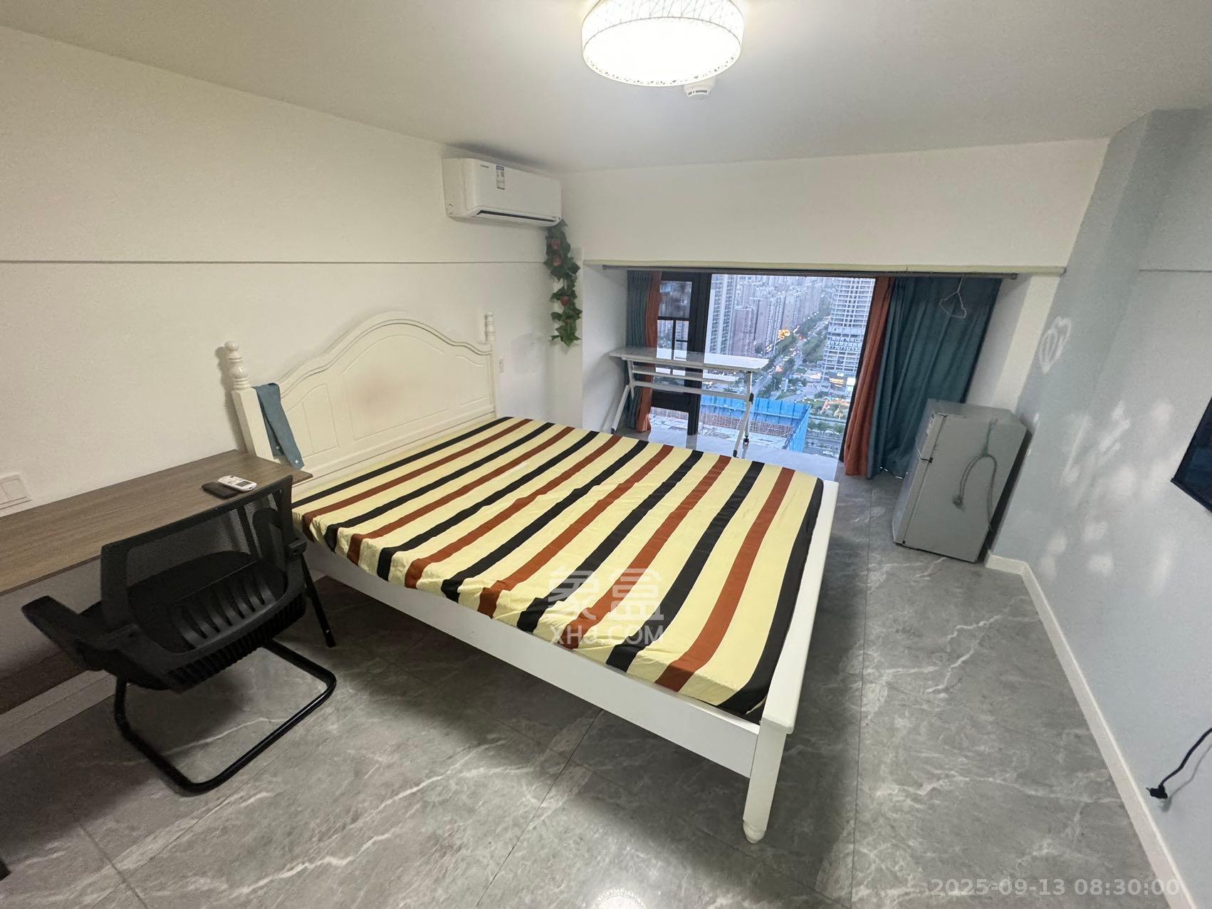 龙湖湘江星座(祺鑫星座公寓) 1室1厅1卫 1200.0元/月 龙湖湘江星座(祺鑫星座公寓) 1室1厅1卫 1200.0元/月室内图