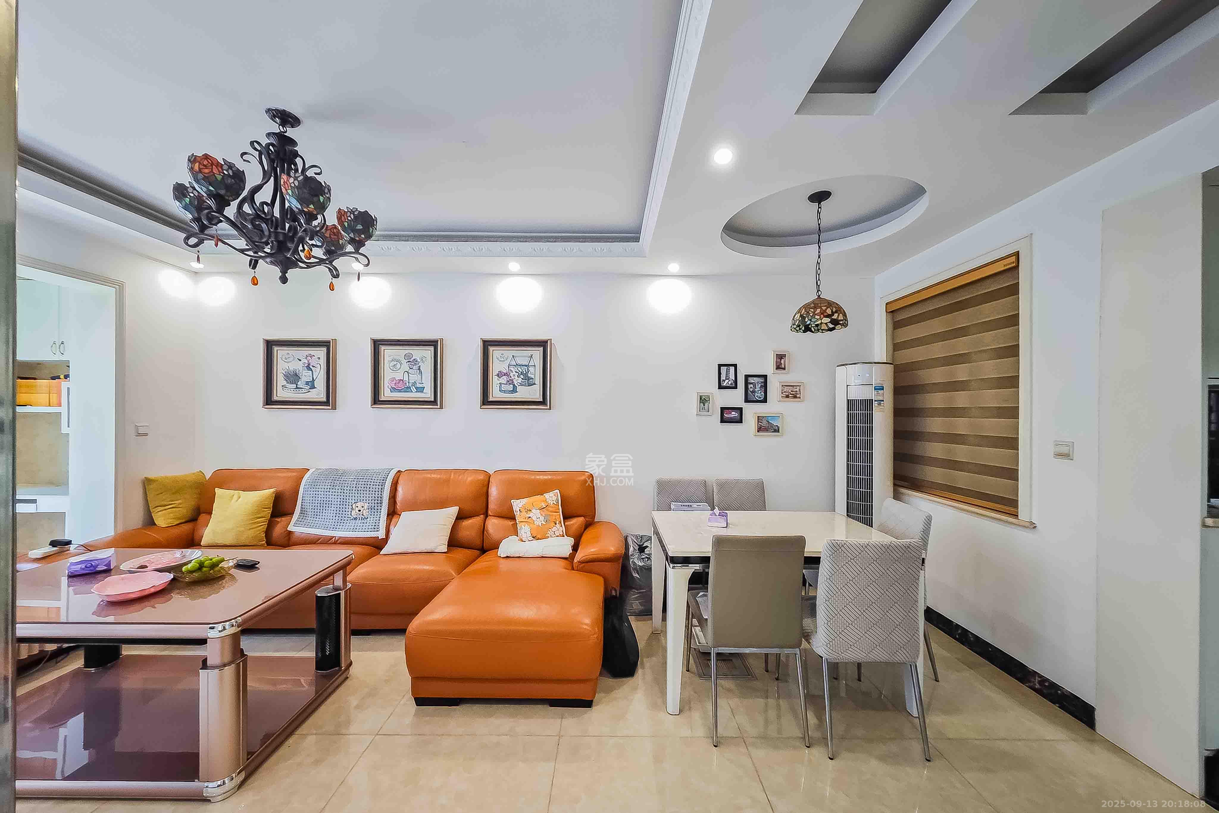 兴旺正佳广场（金石雅苑）  3室2厅1卫    95.0万客厅