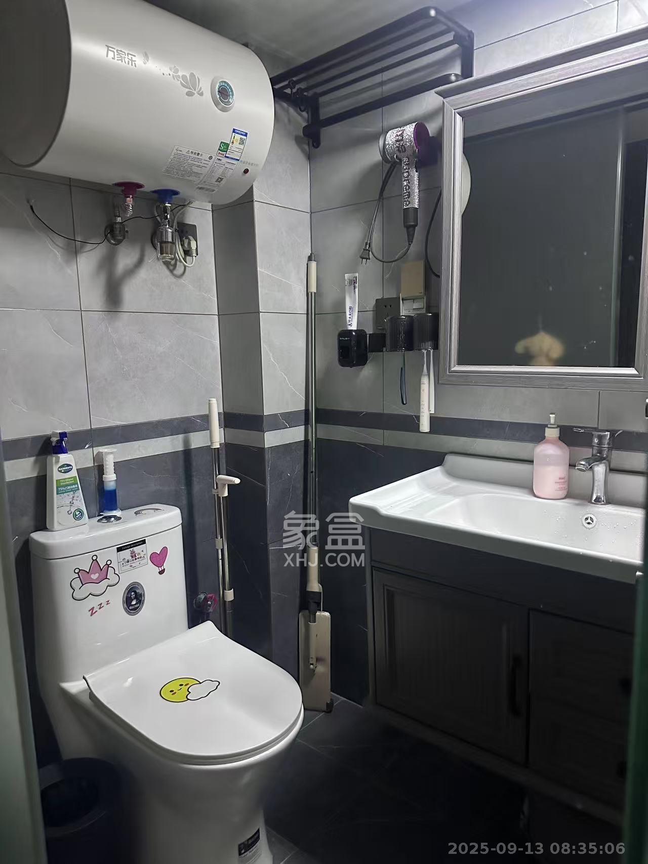 弘坤云寓 1室1厅1卫 2800.0元/月 弘坤云寓 1室1厅1卫 2800.0元/月室内图