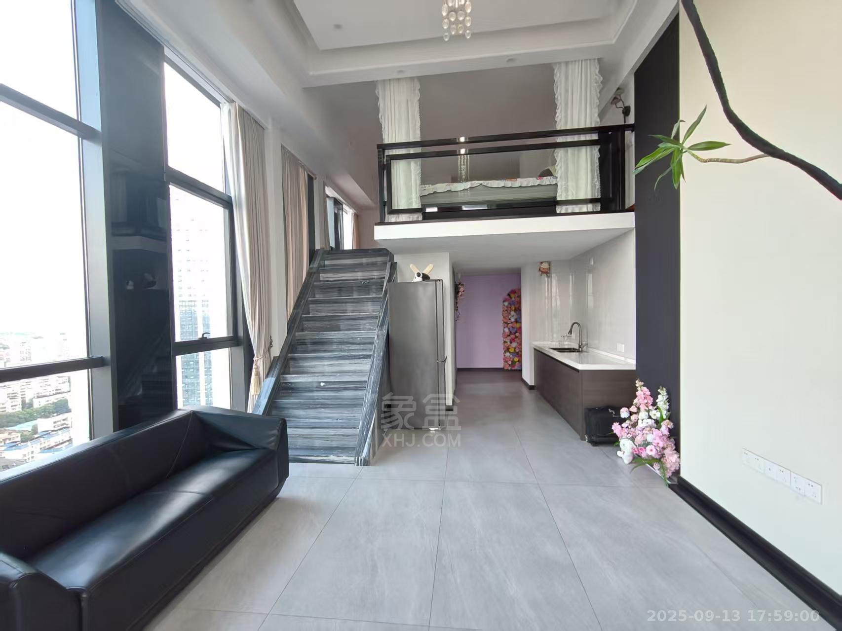 未来云环球中心  1室0厅0卫    3500.0元/月 未来云环球中心  1室0厅0卫    3500.0元/月室内图