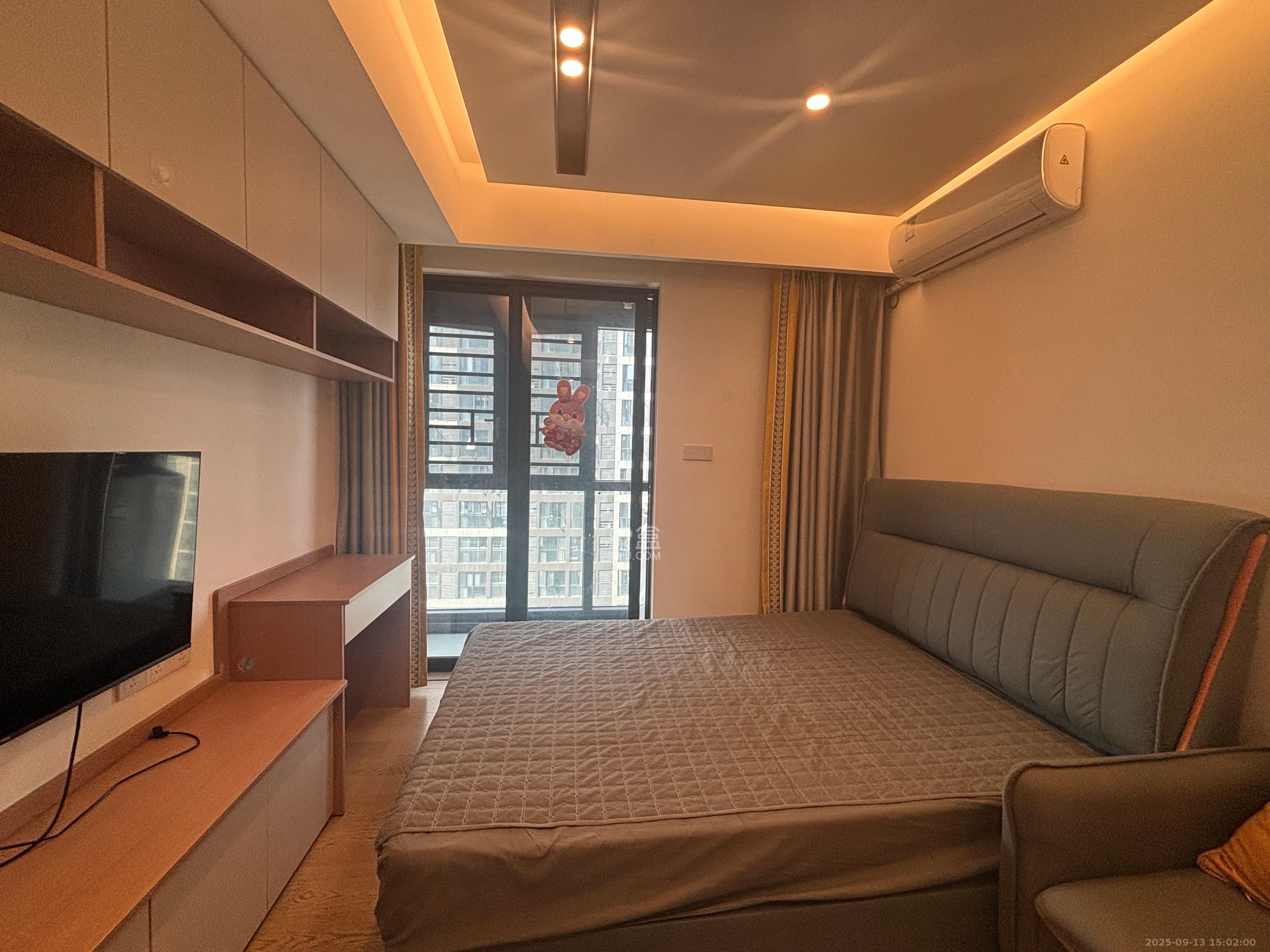 万科金色梦想D区 1室1厅1卫 1800.0元/月 万科金色梦想D区 1室1厅1卫 1800.0元/月室内图